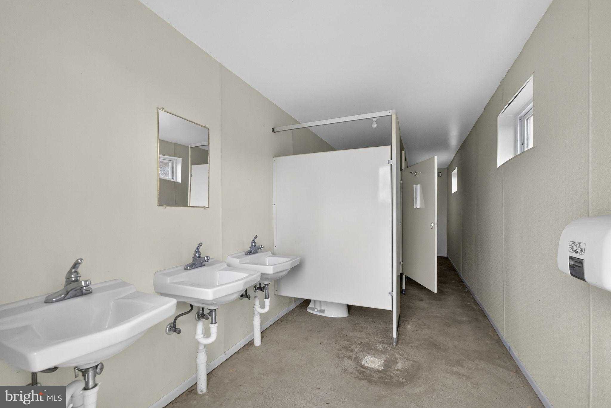 303 Barbeque Dr photo 49