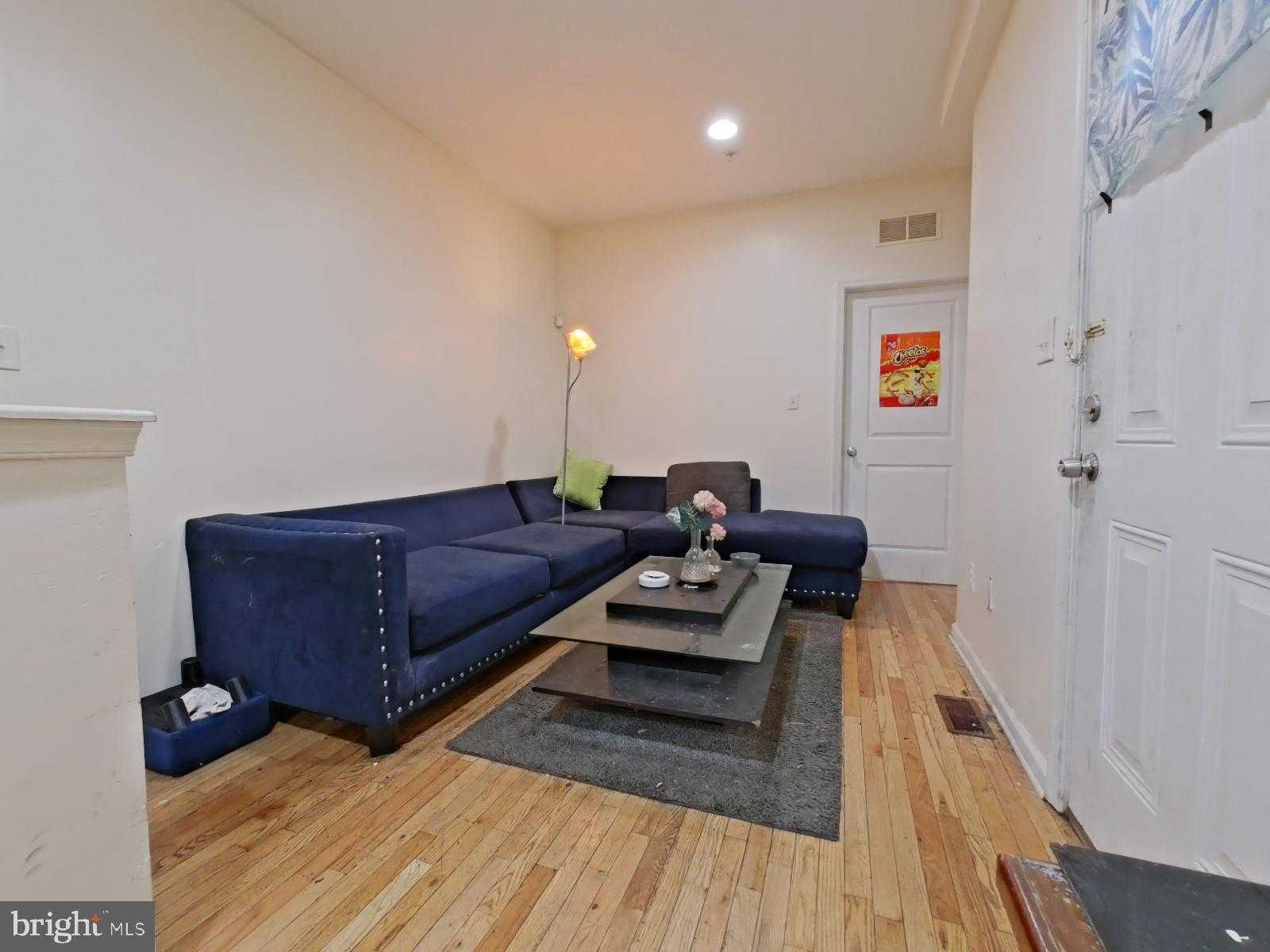 2141 N 18th St photo 10