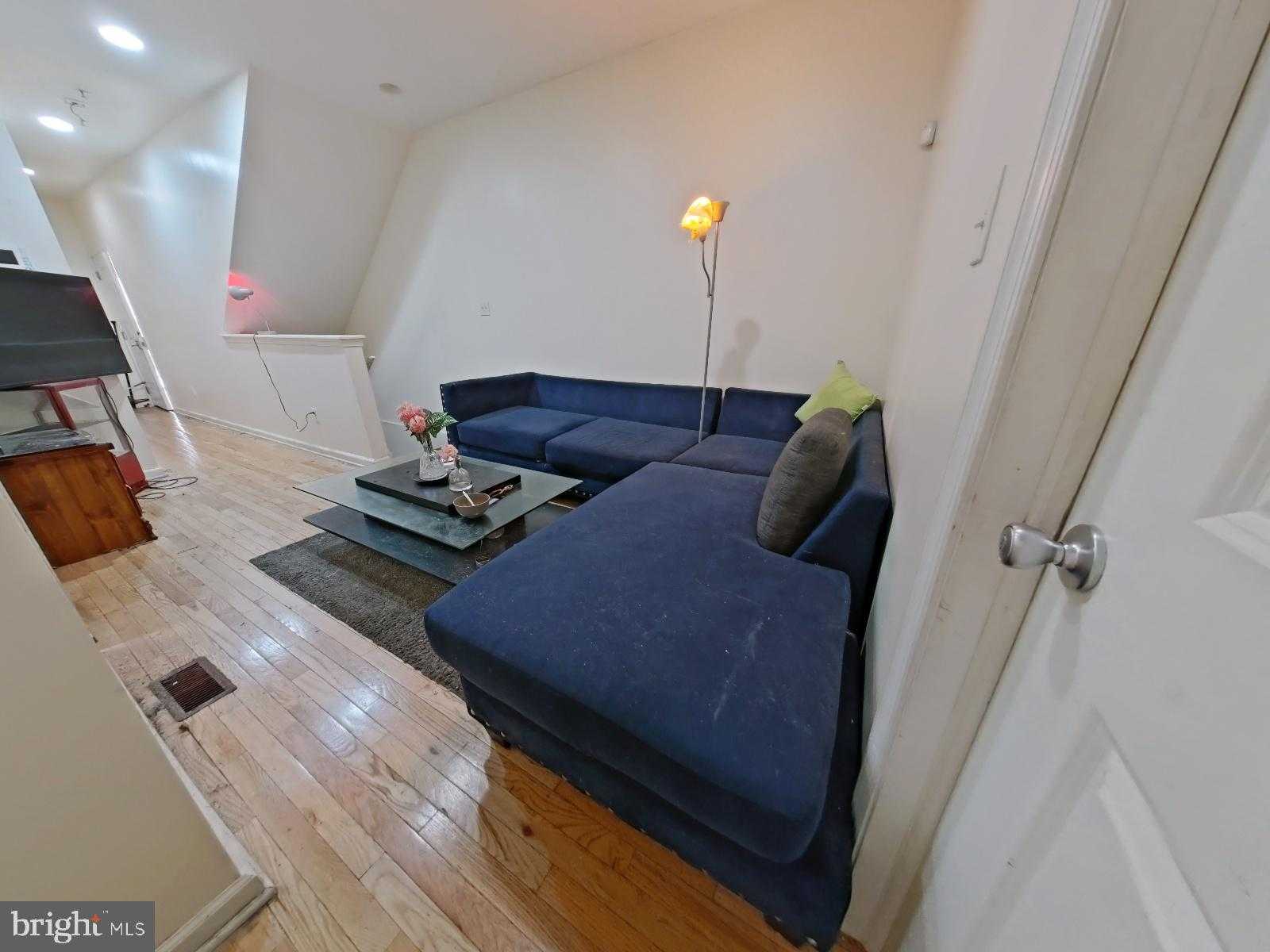 2141 N 18th St photo 11