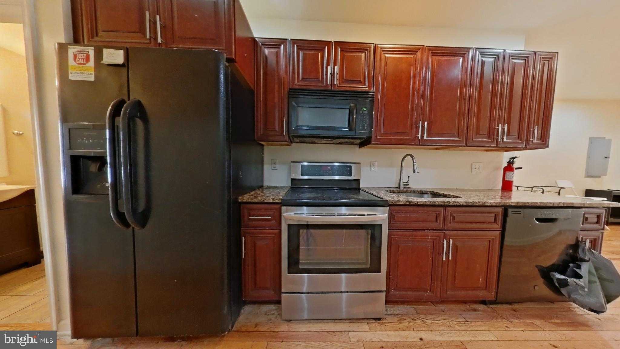 2141 N 18th St photo 30