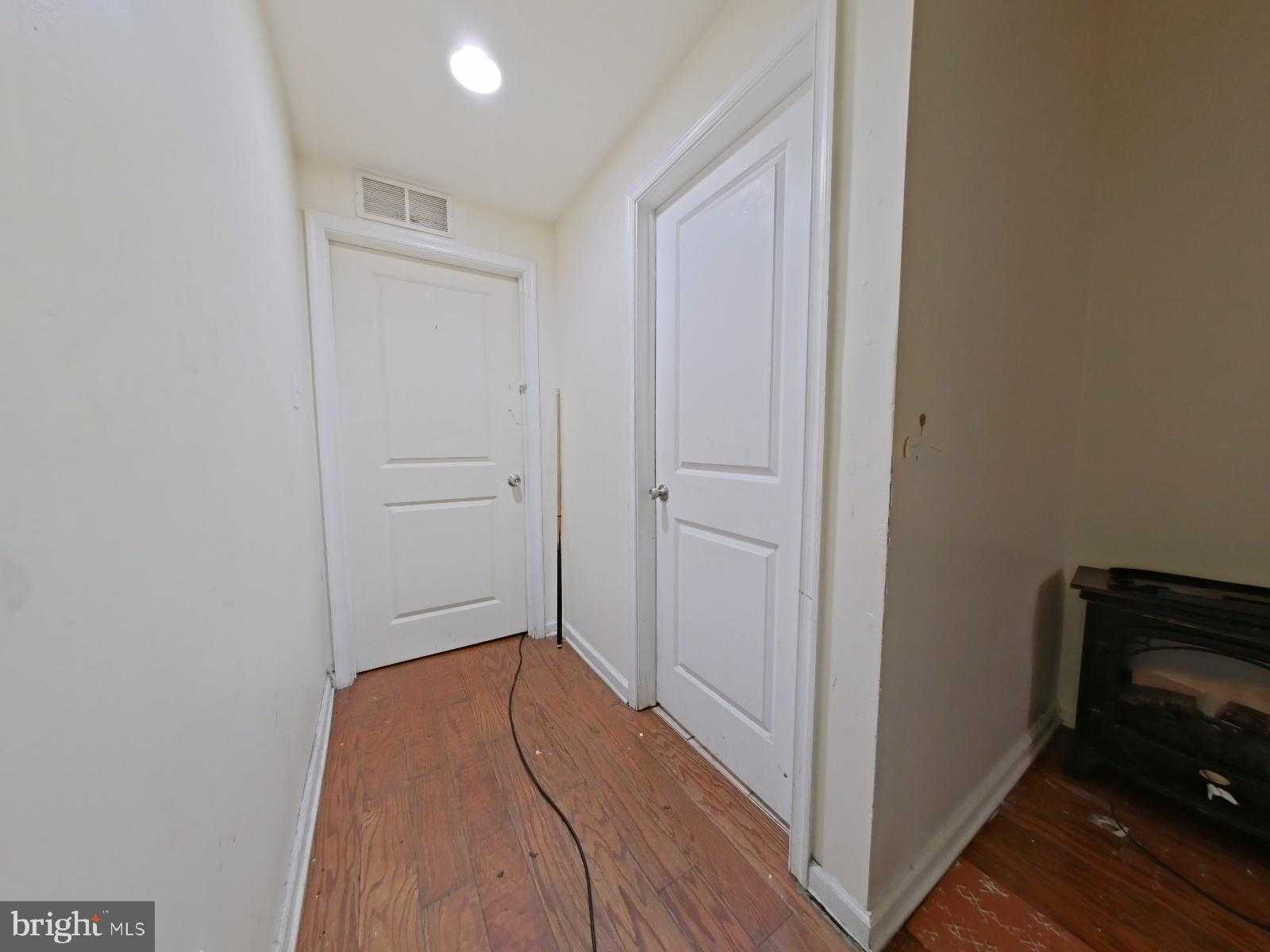 2141 N 18th St photo 39