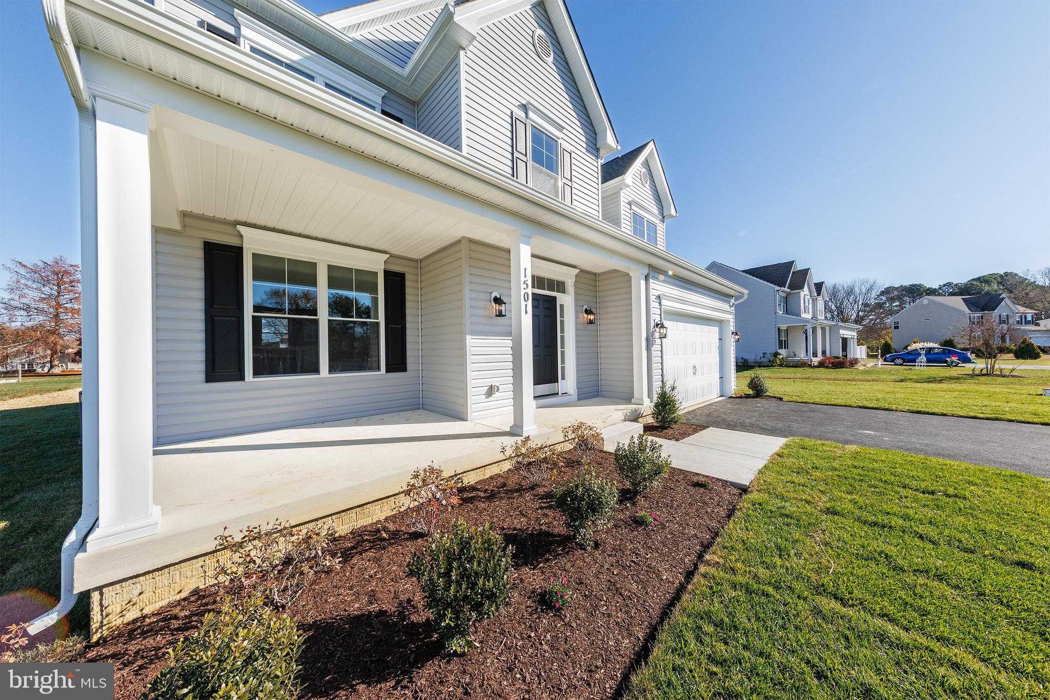 303 Queen Anne Club Dr photo 9