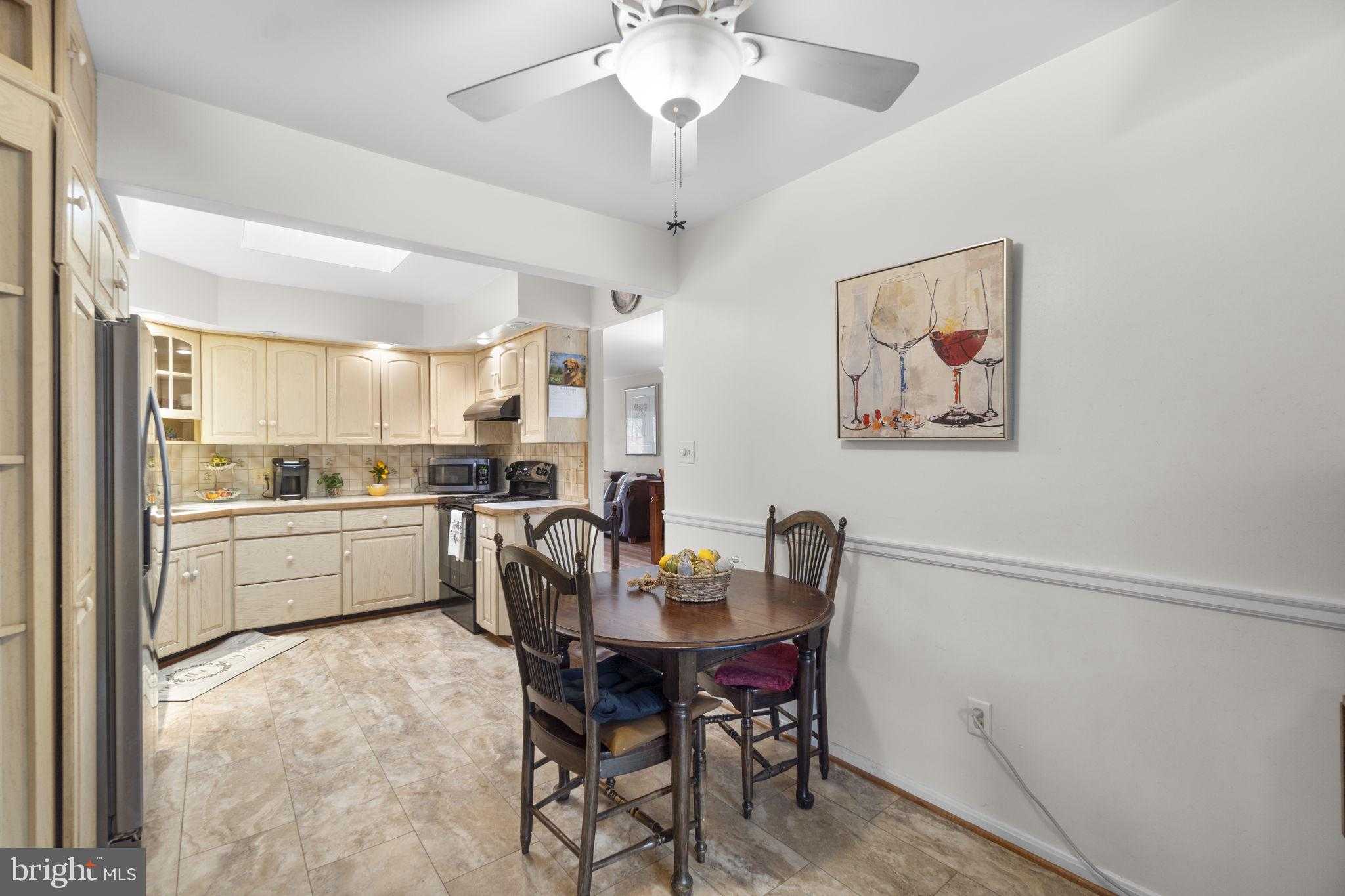 6 Dorothy Ave photo 13