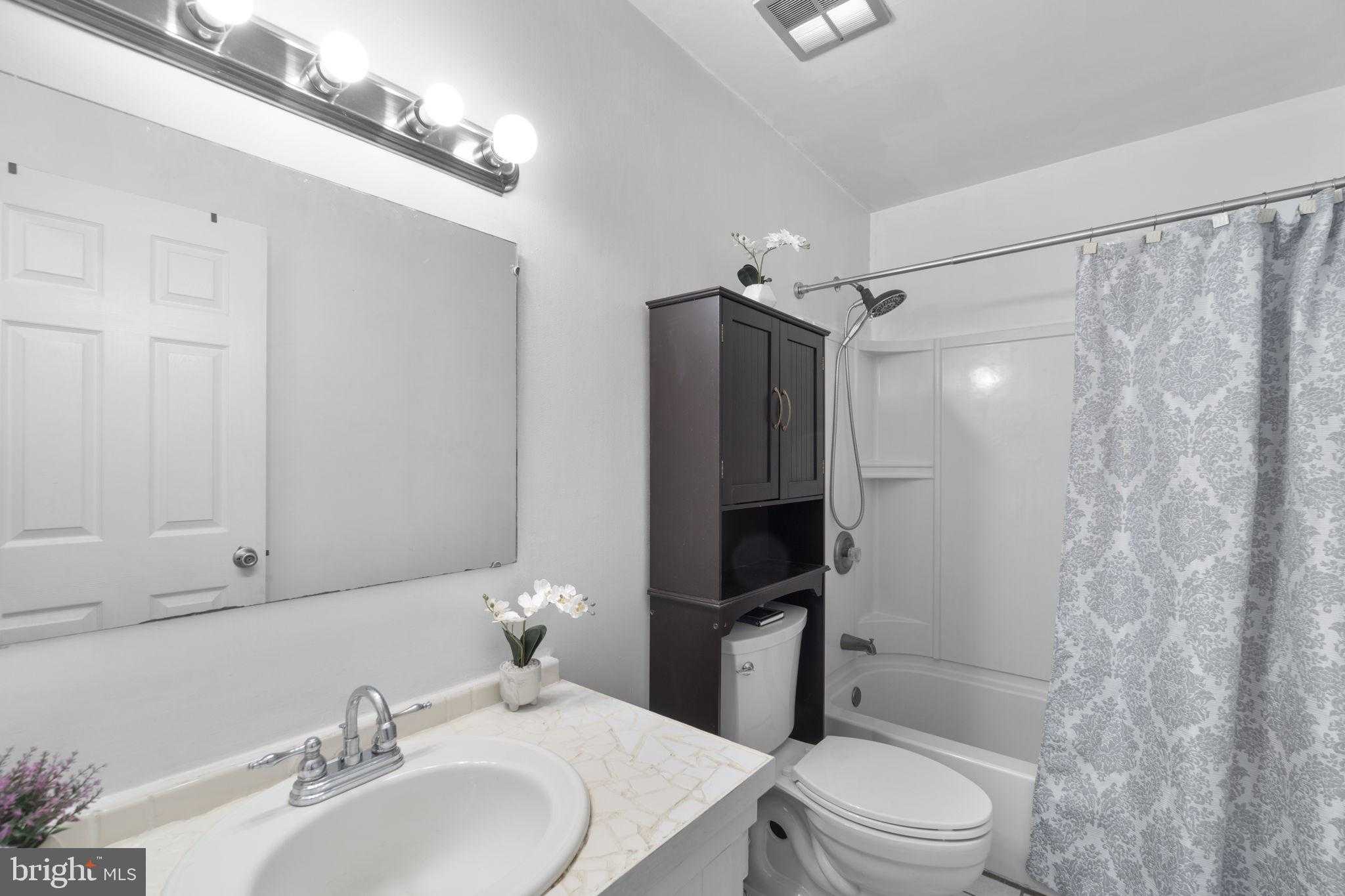 6 Dorothy Ave photo 19