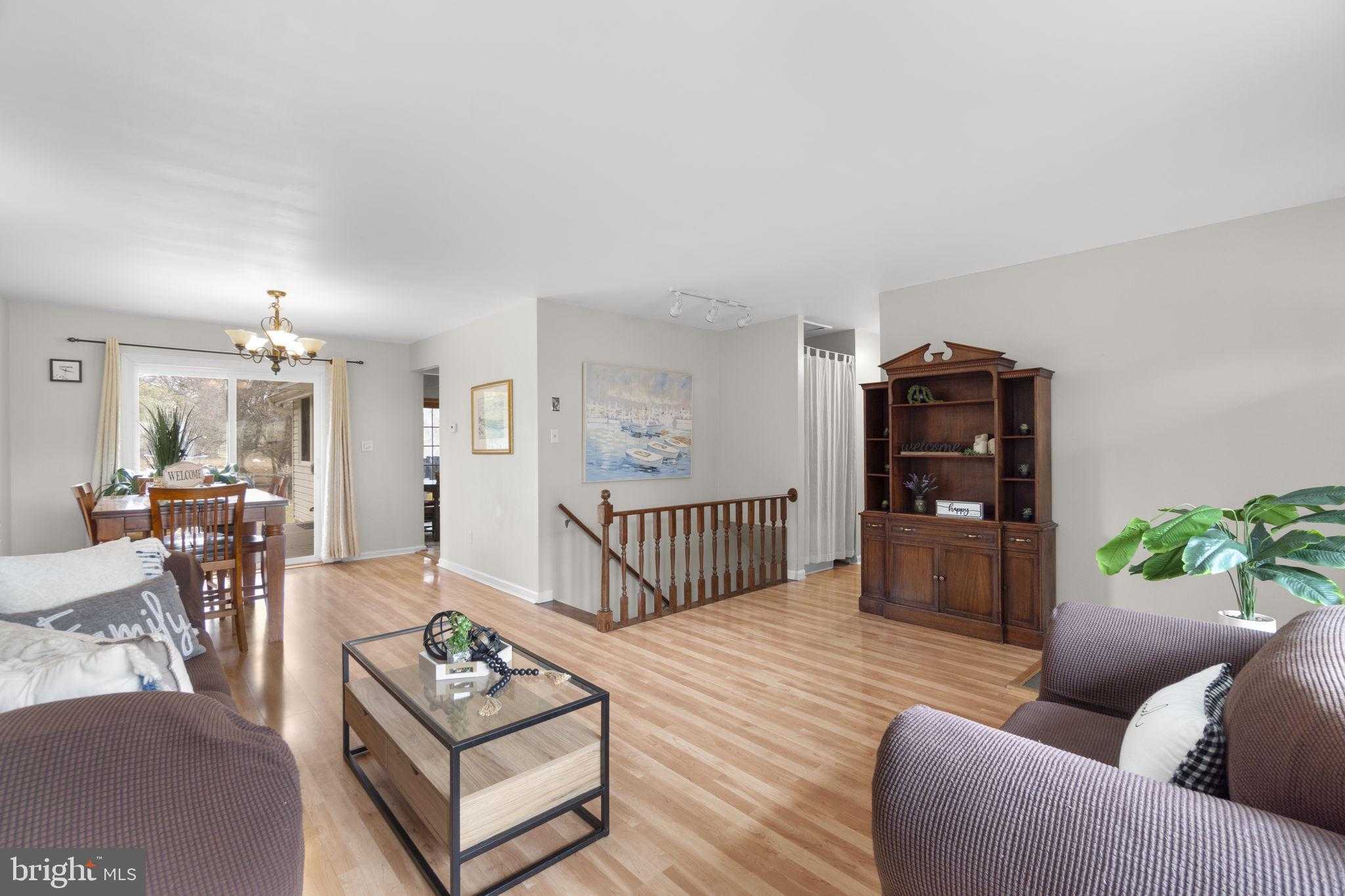 6 Dorothy Ave photo 5