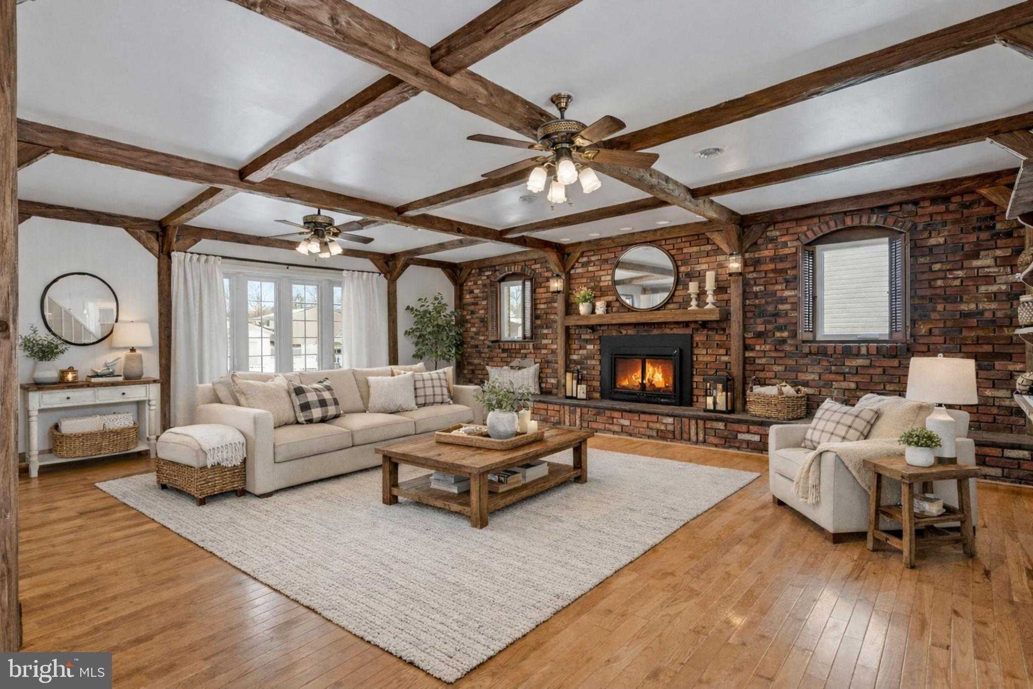 9101 Greenwood Ave photo 2