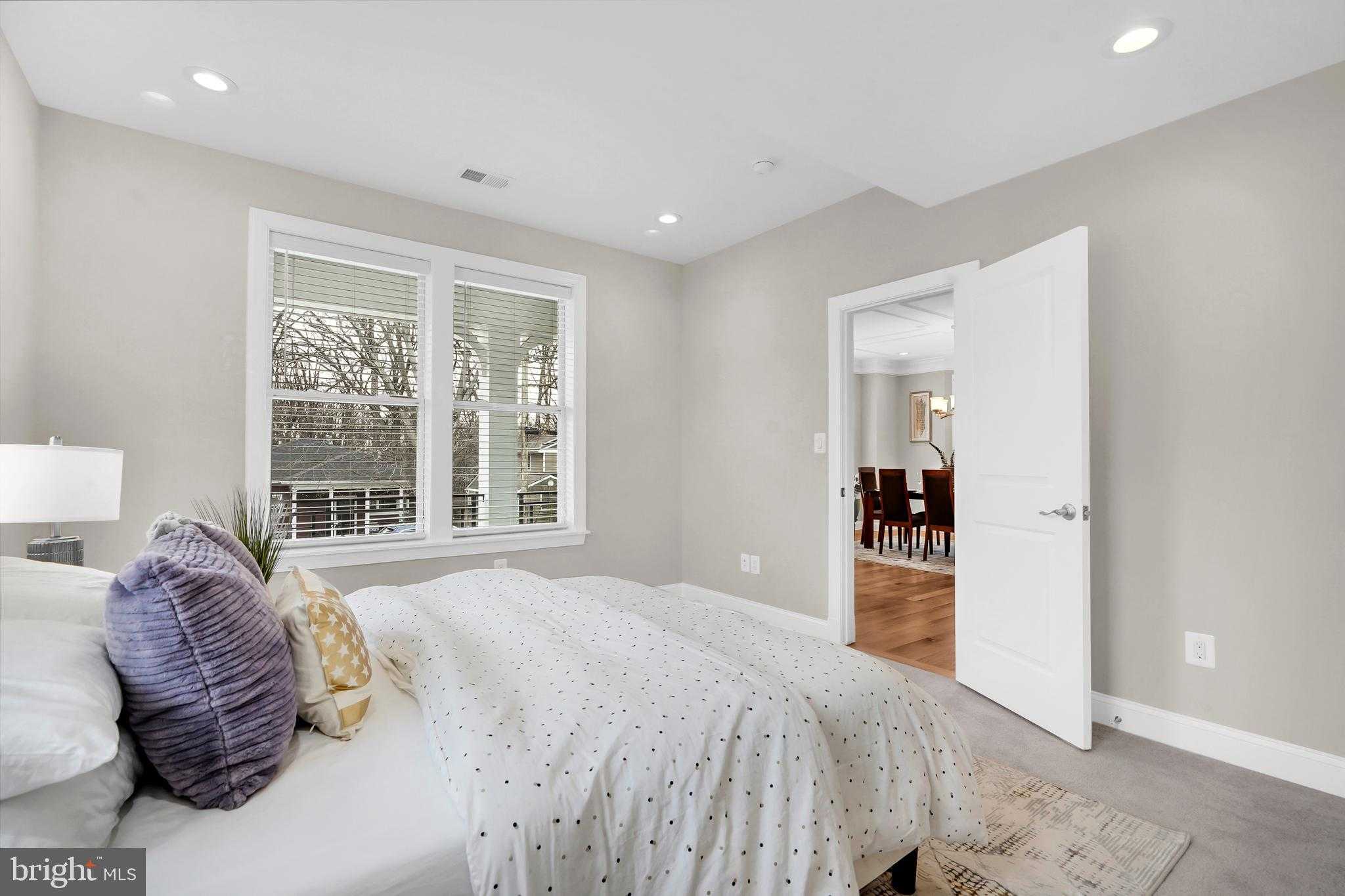 3925 Decatur Ave photo 17