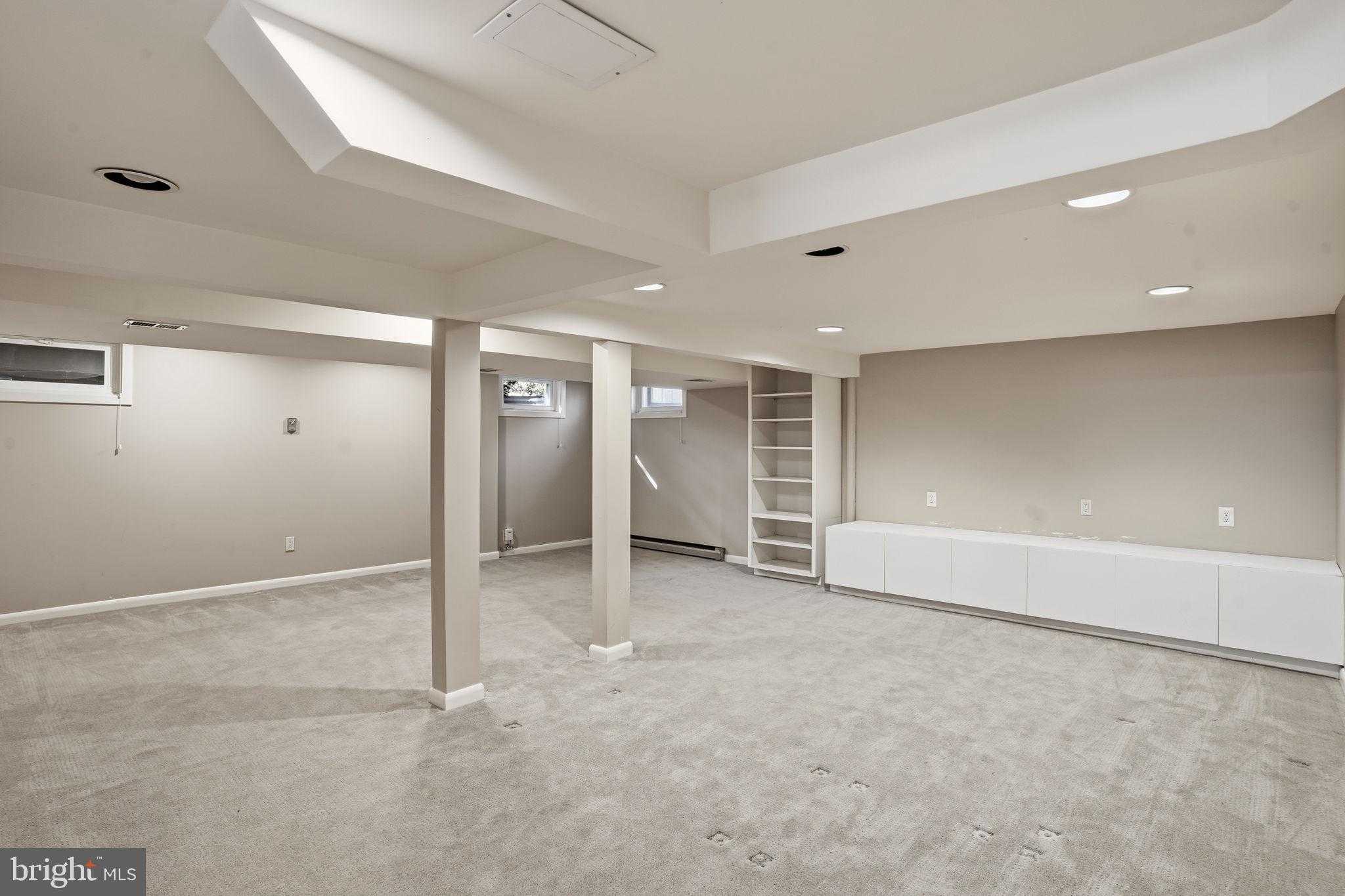 1703 Nimitz Dr photo 21