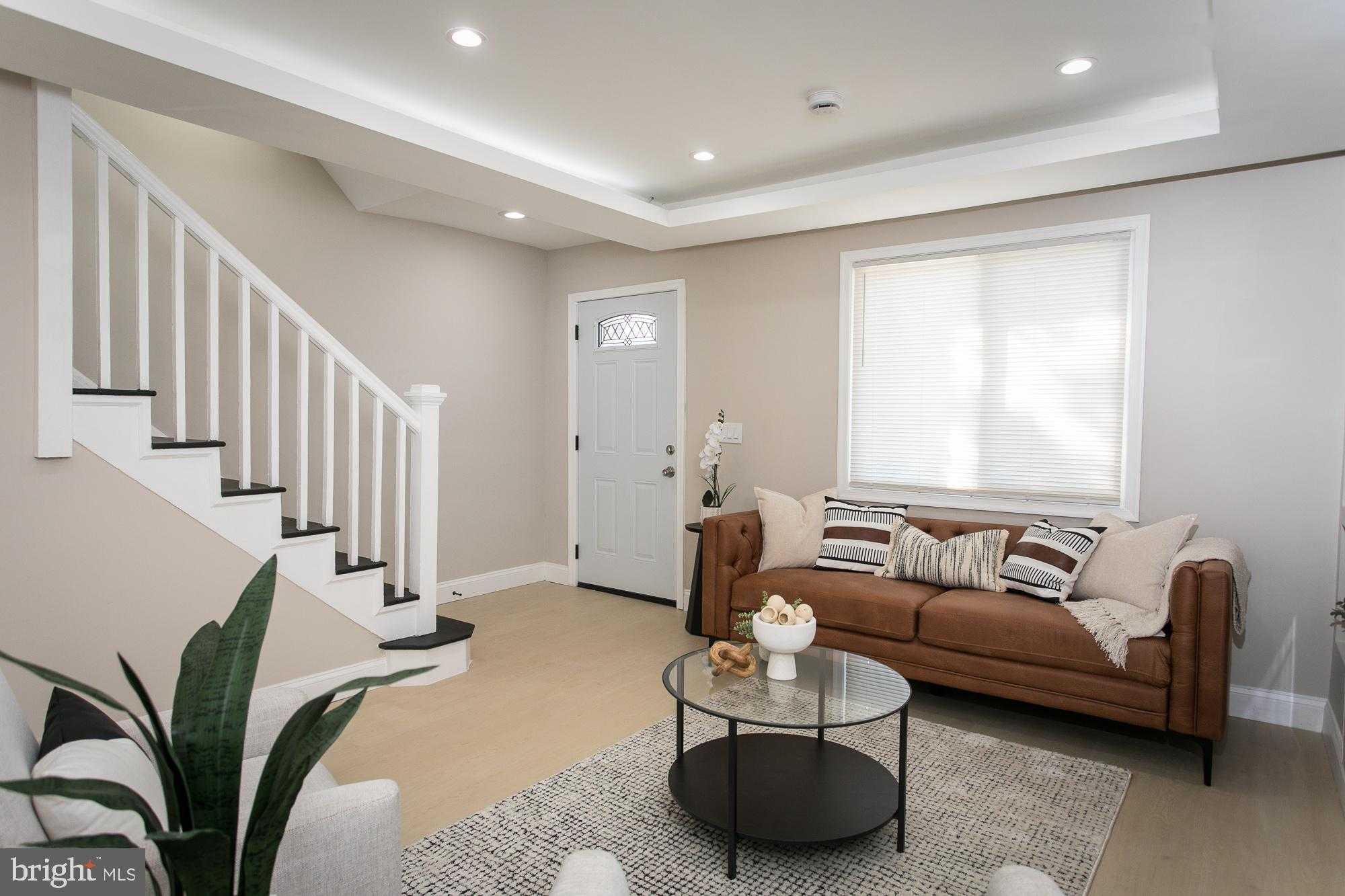 4903 Chalgrove Ave photo 7