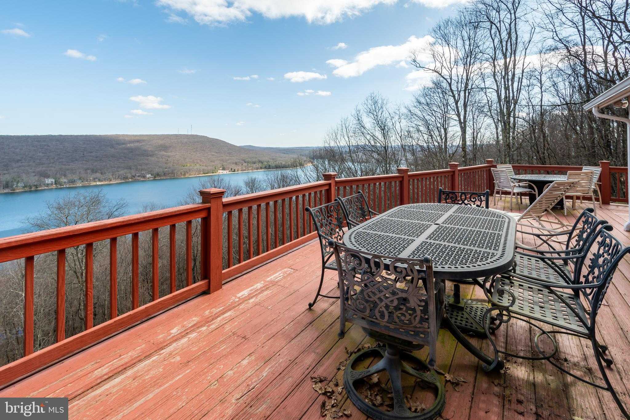 164 Grandview Dr photo 8