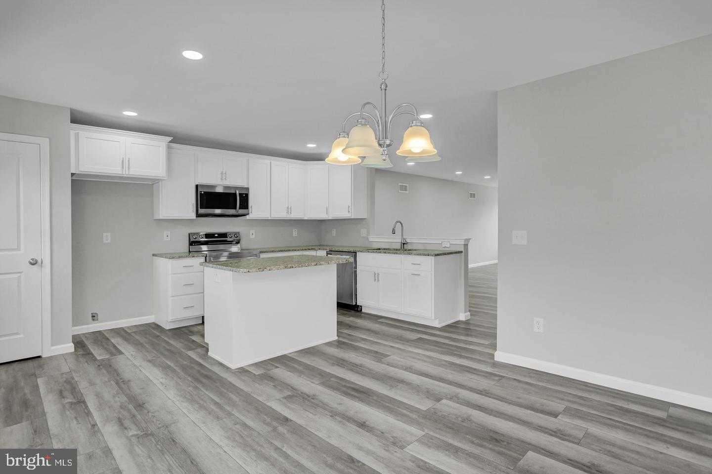 46 Rosalies Way photo 4