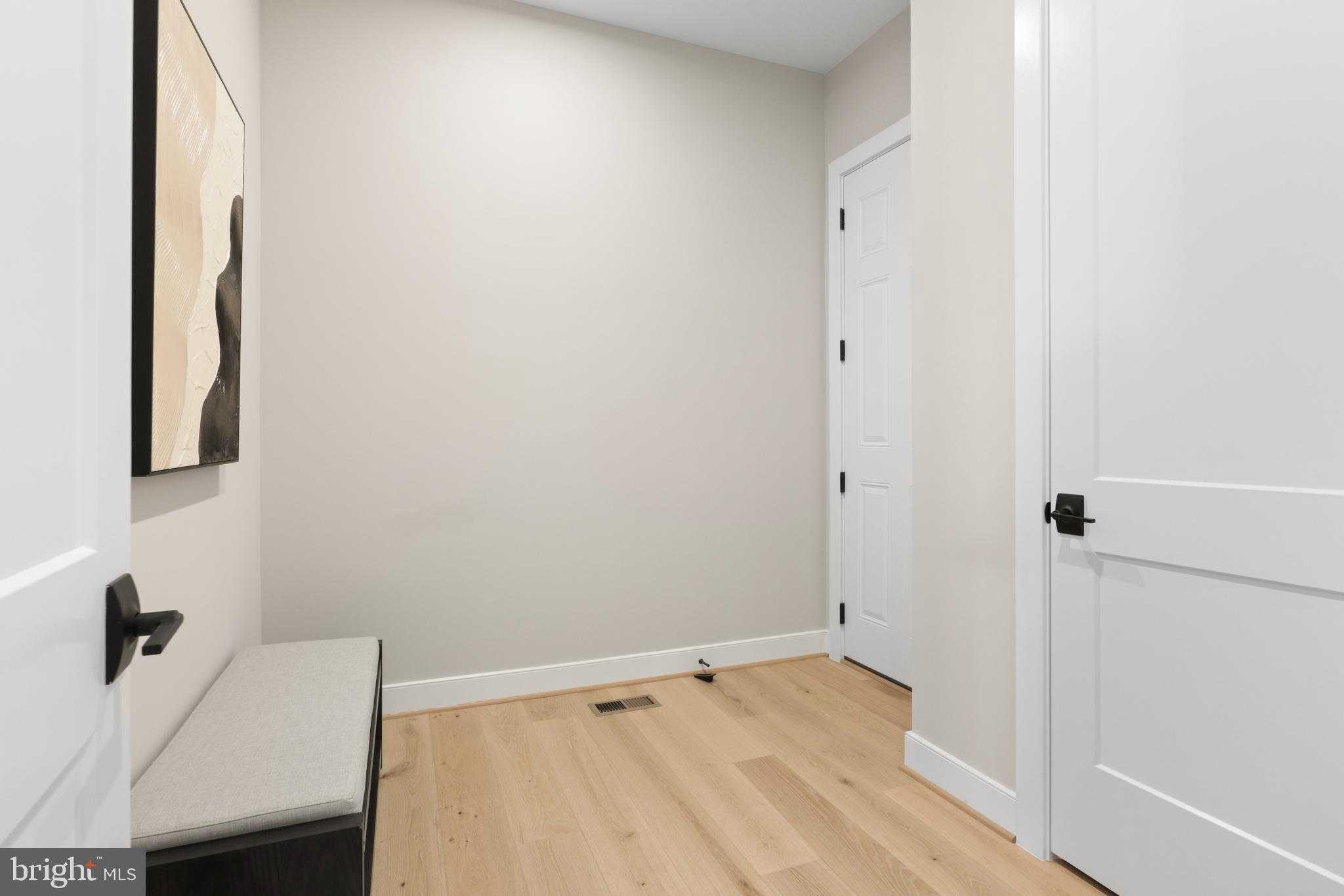 404 Windover CT NW photo 30