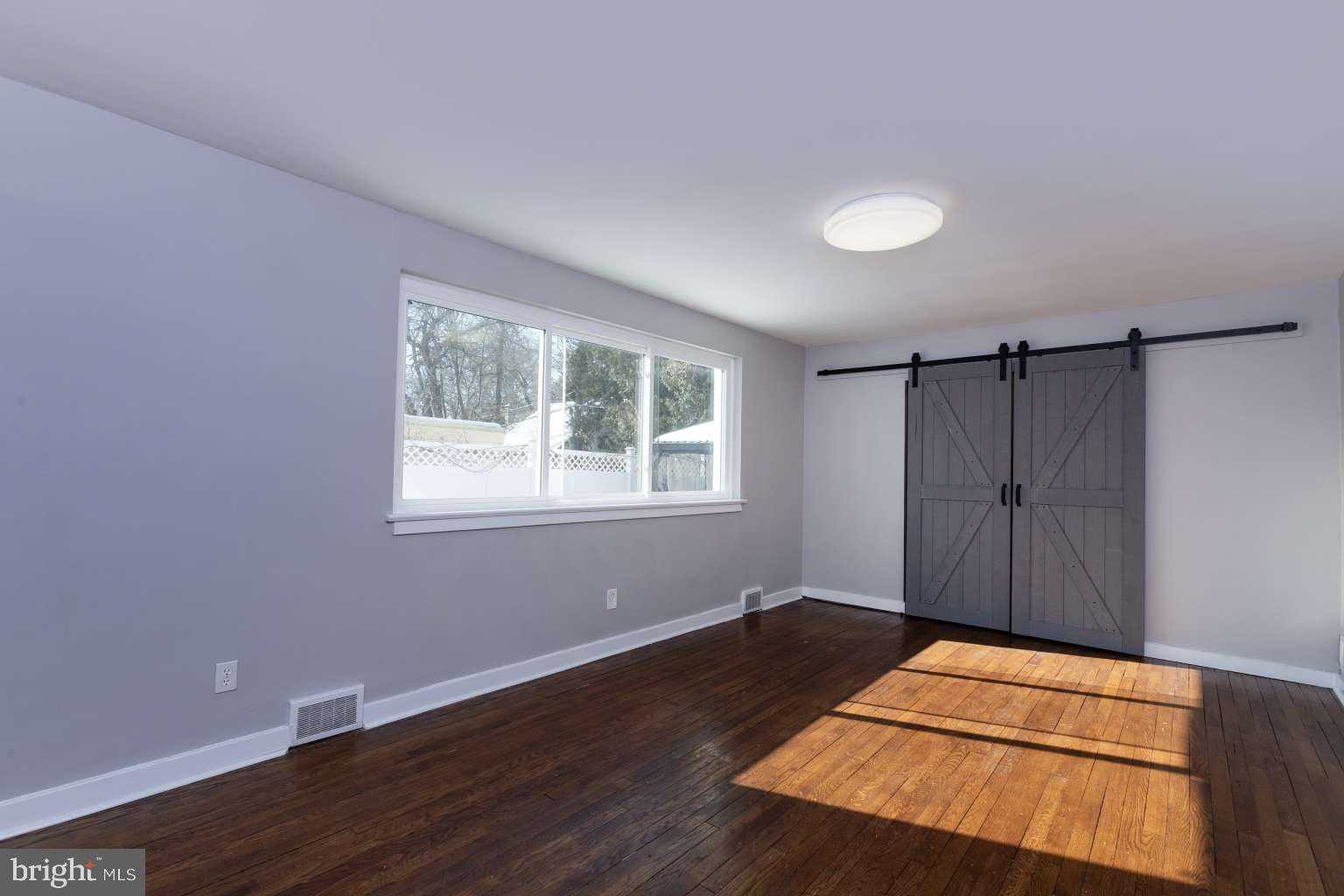 2926 Parkside Ln photo 16