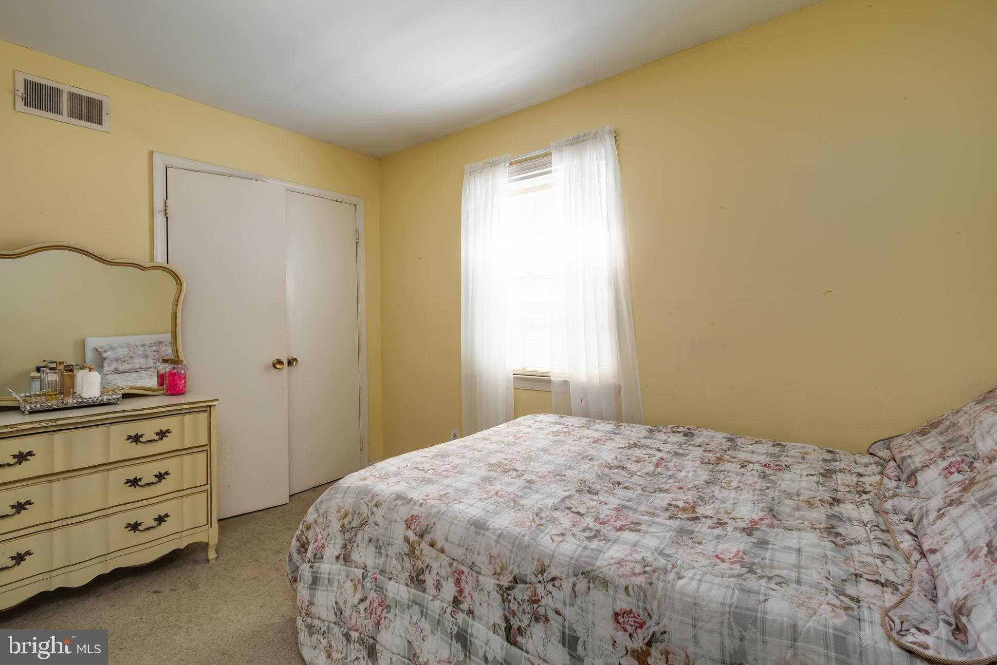 4202 Stanby CT photo 34