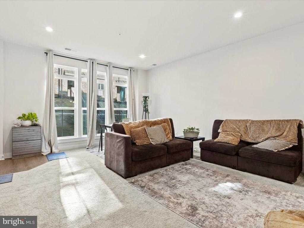 17437 Southern Shores Dr photo 5