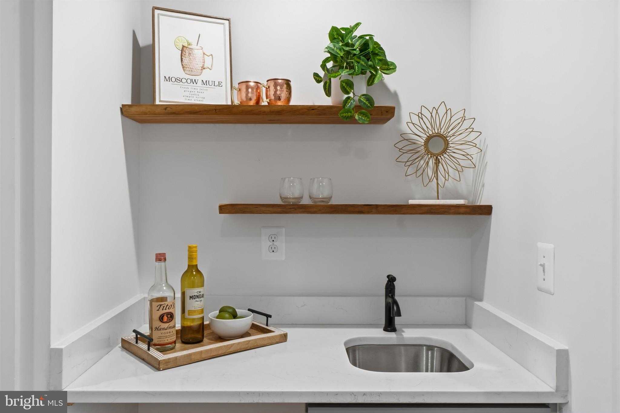 3921 Roland Ave photo 21