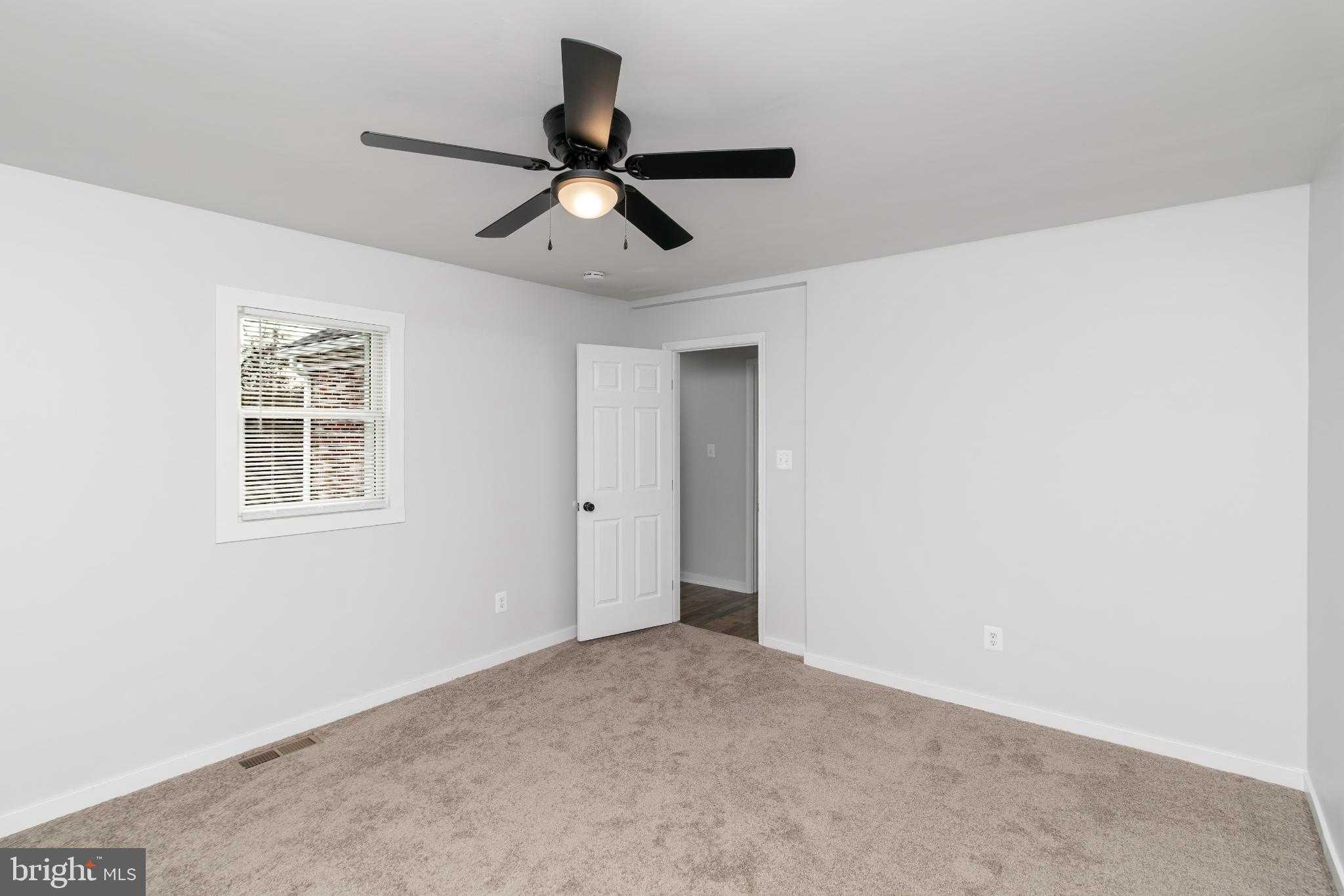 4410 Strauss Ave photo 9