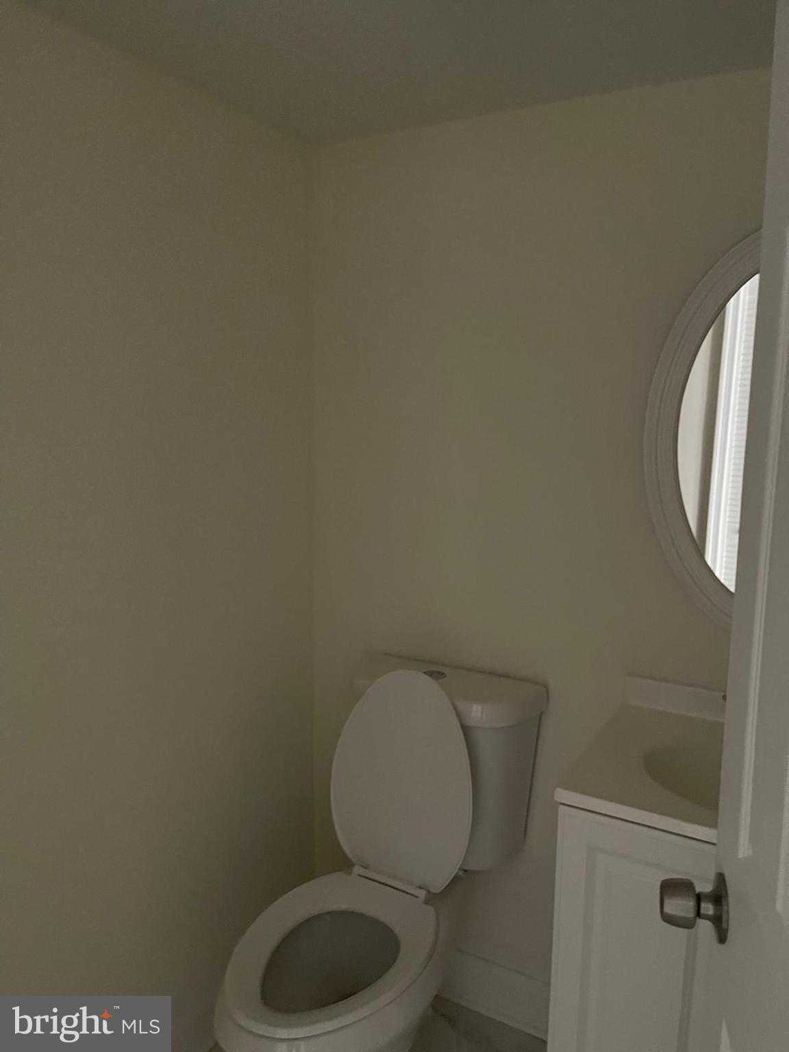 7005 Knighthood Ln photo 16