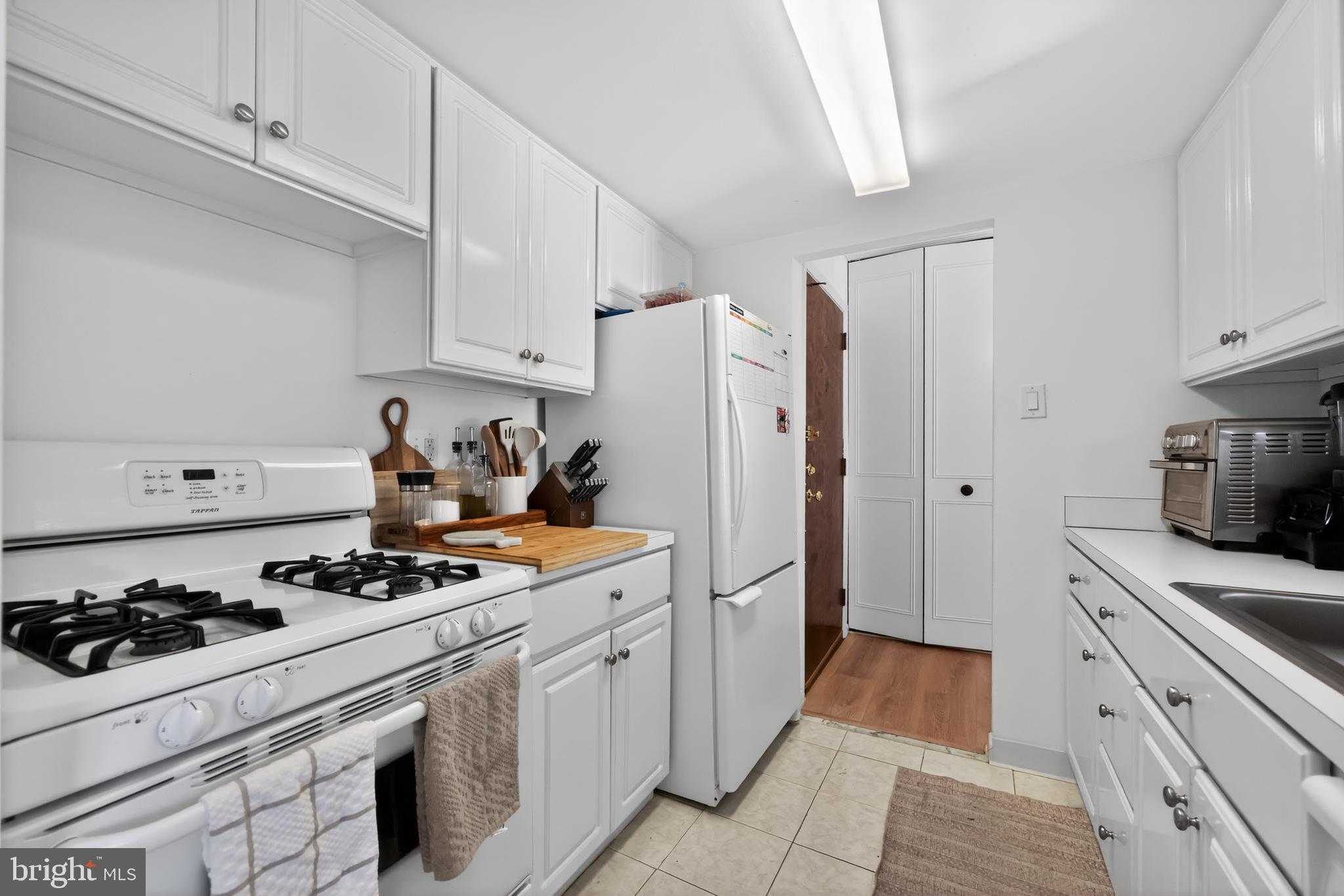 419 Drummers Ln photo 14