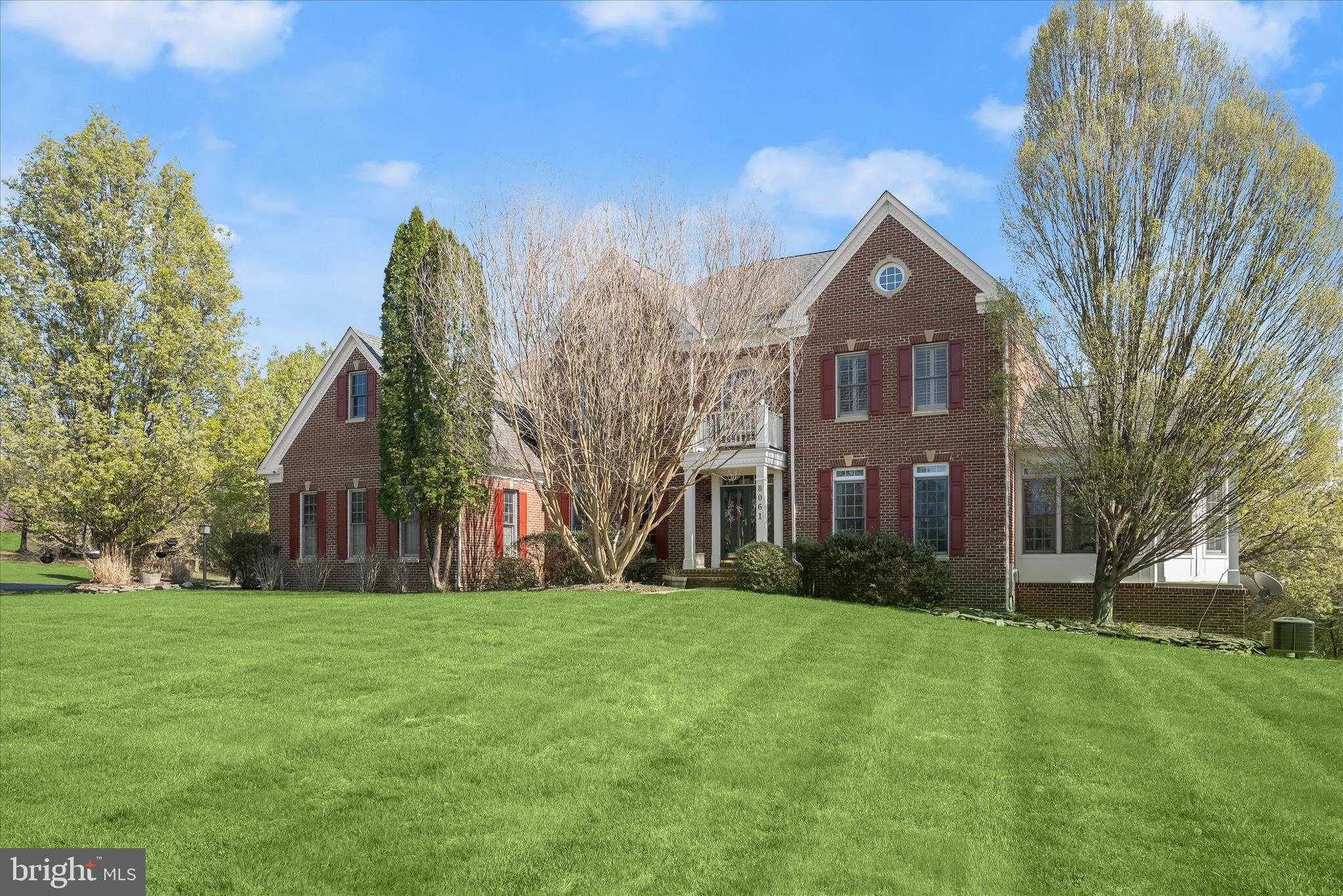 8061 Hunterbrooke Ln, Fulton