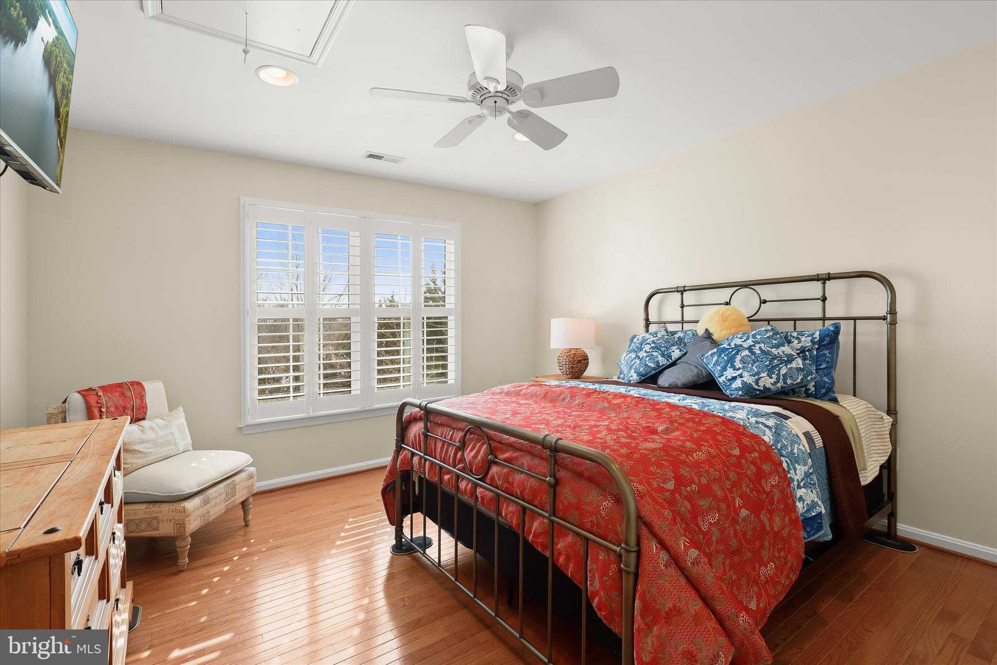 8061 Hunterbrooke Ln photo 48