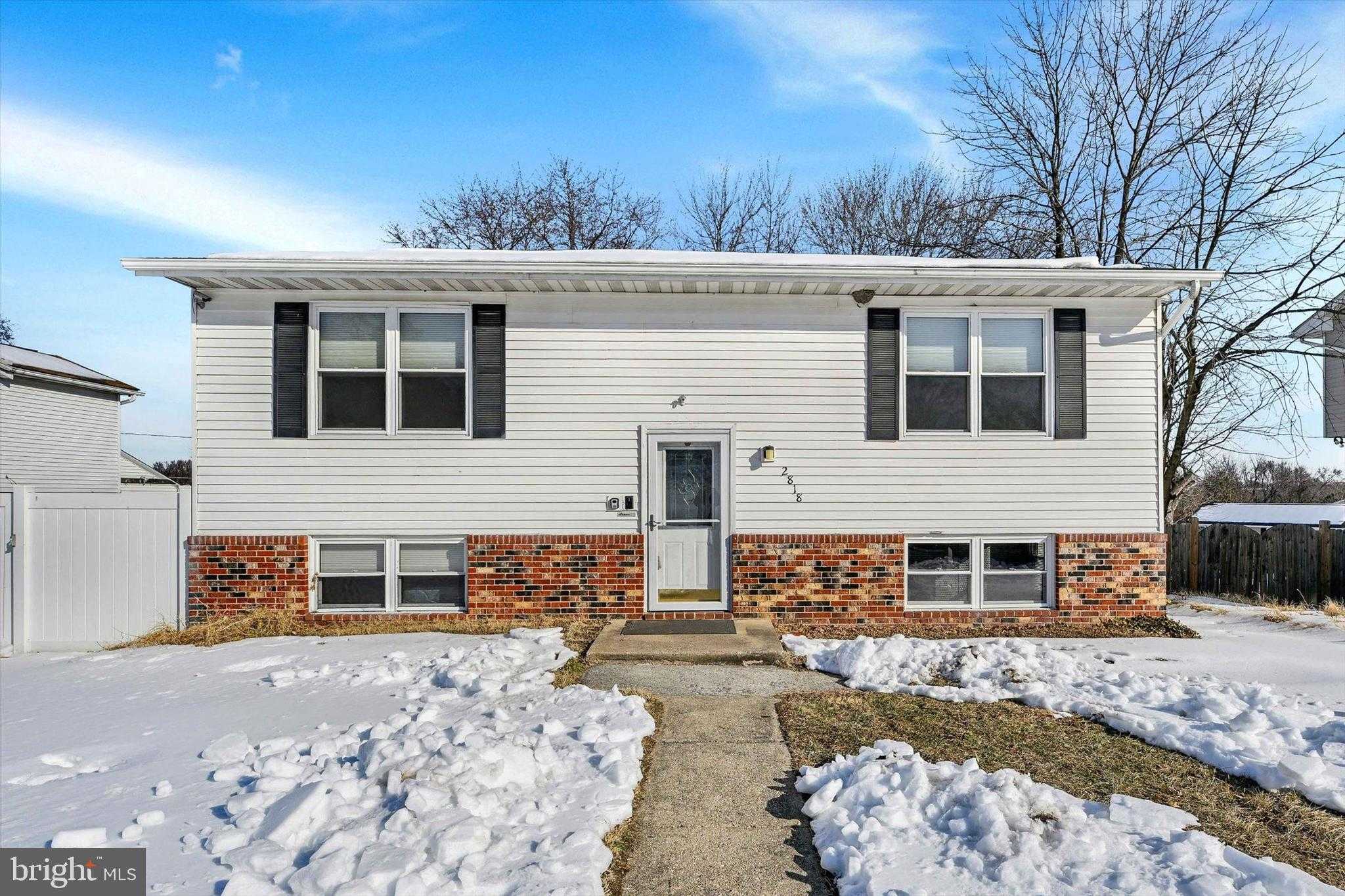 2818 Rose Ave photo 8