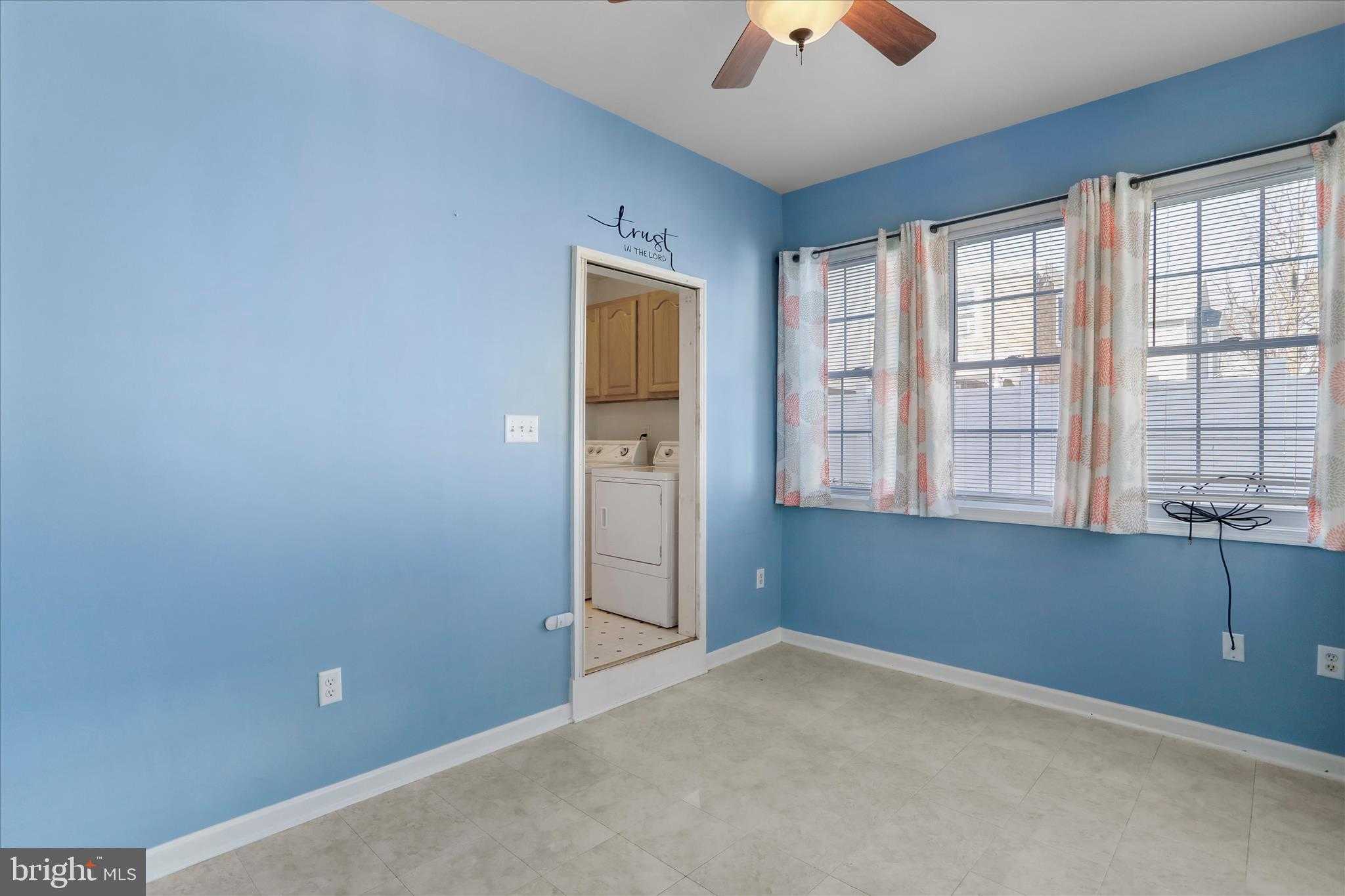 1024 Pope Ave photo 17