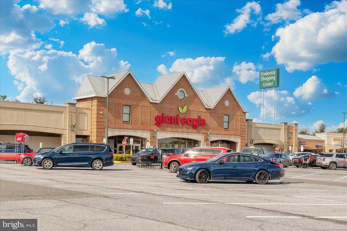 1200 Wilson Pl photo 49