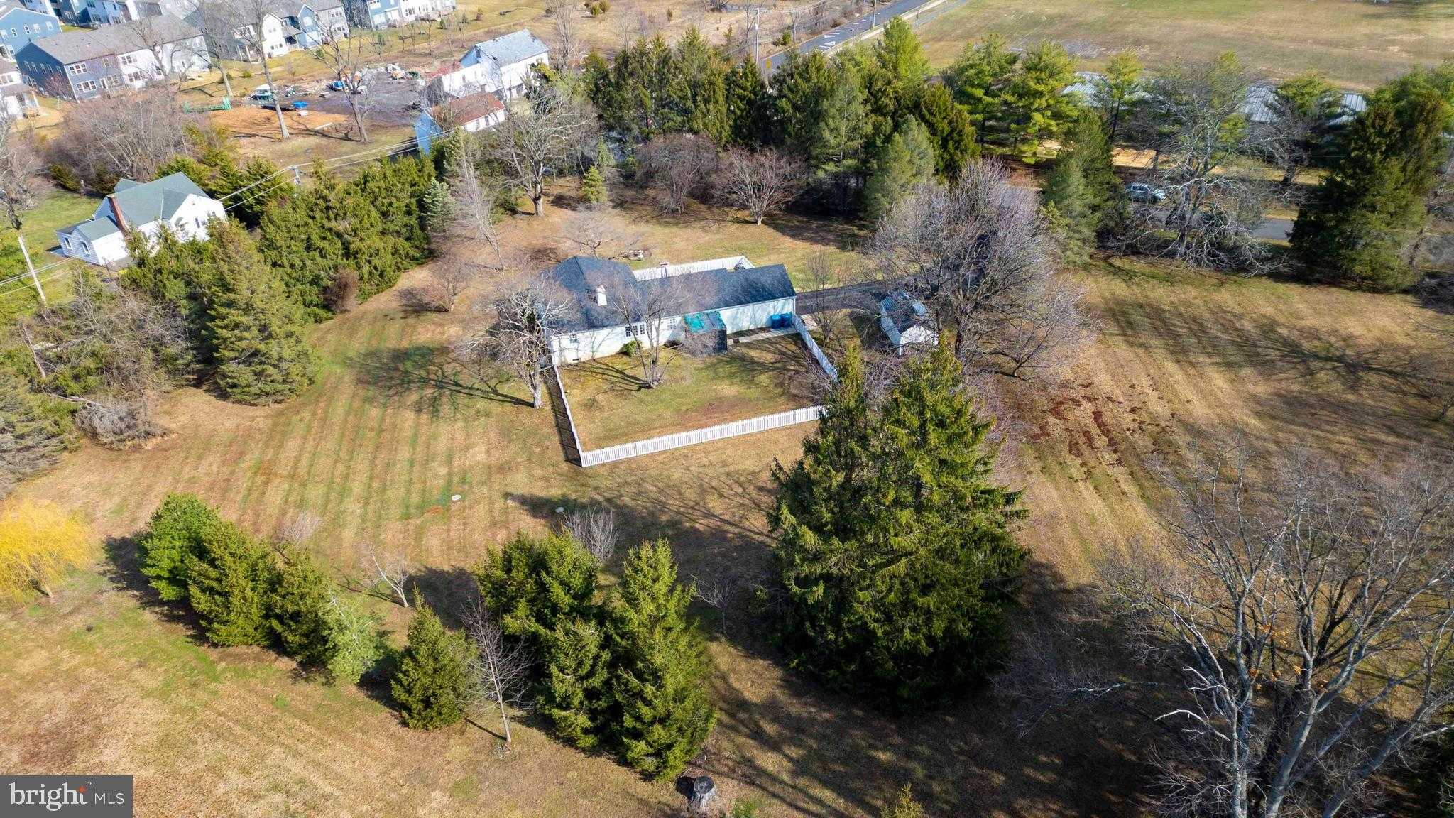 2091 Meetinghouse Rd photo 42