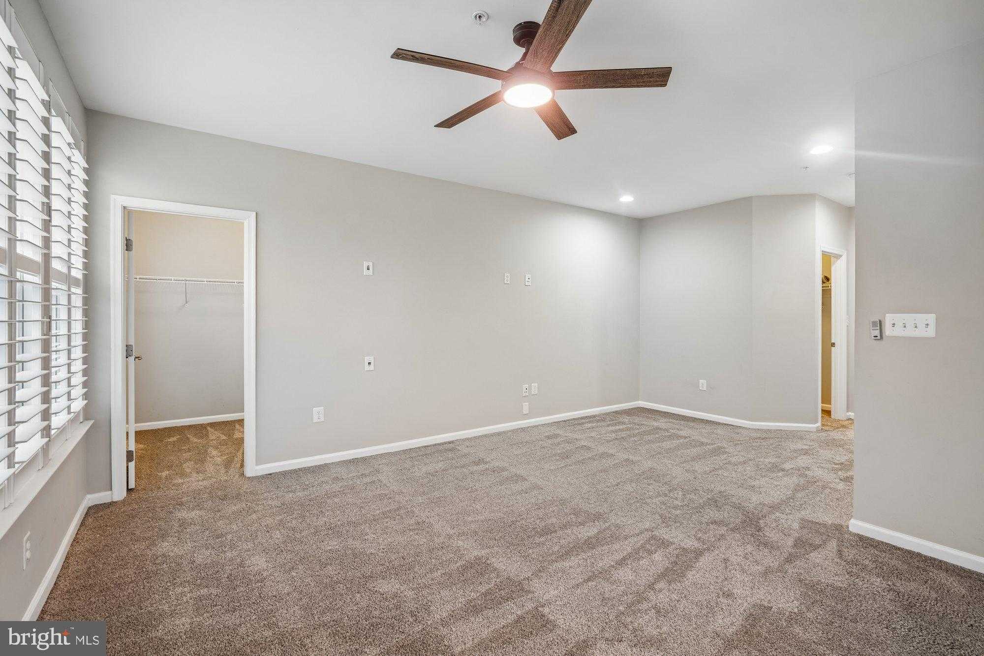 8001 Greenbelt Station Pkwy # 305j photo 11