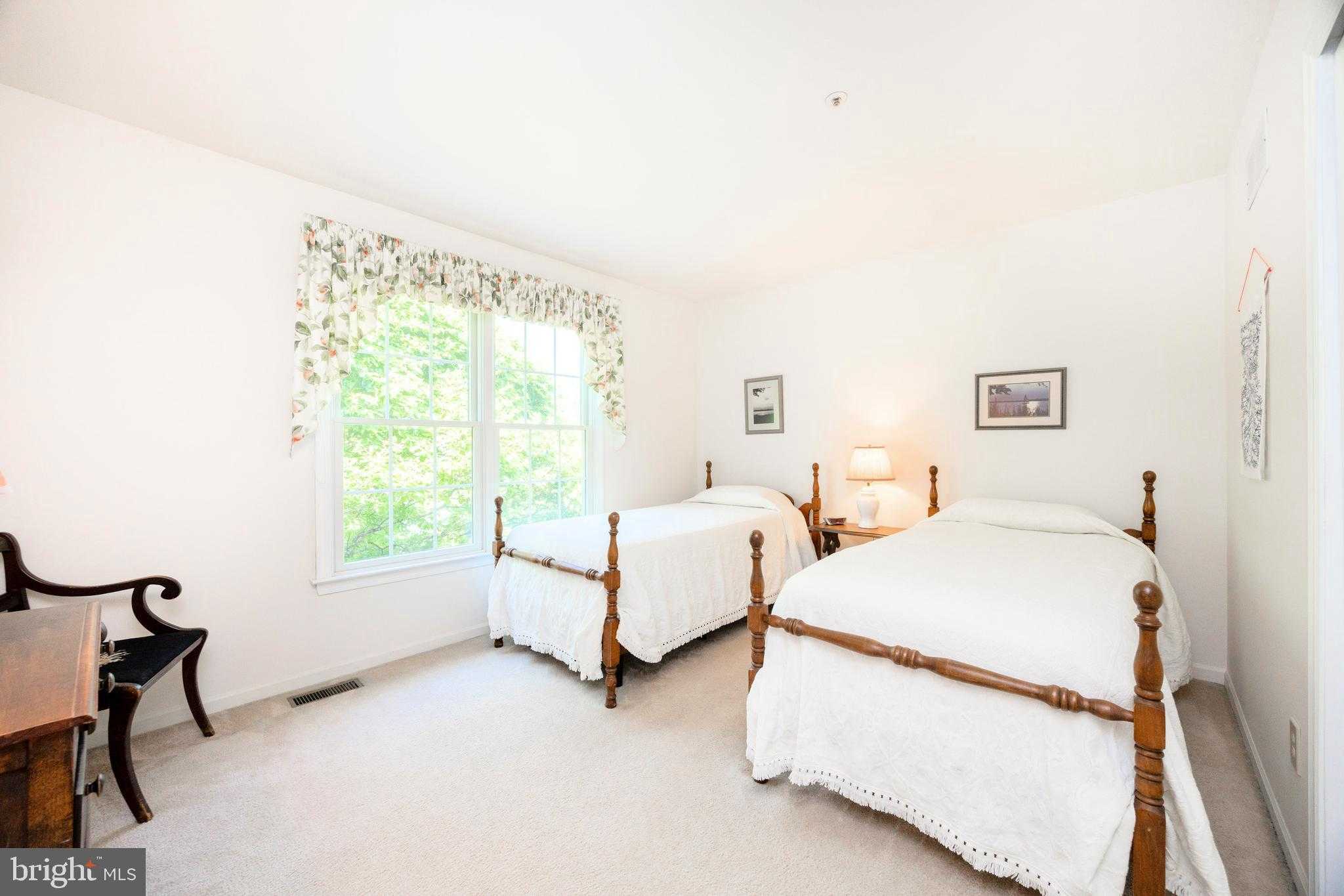 1409 Full Cry CT photo 37