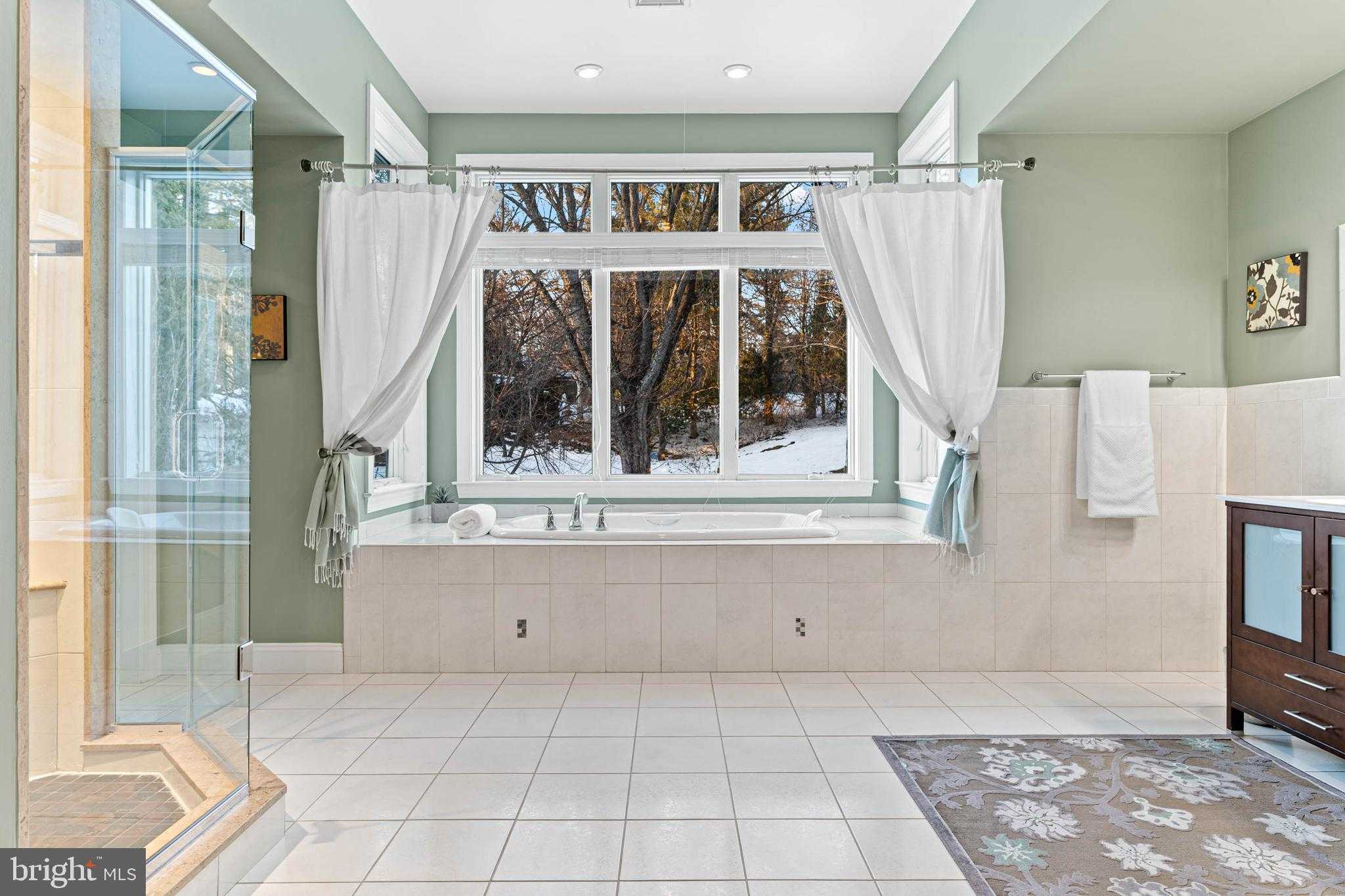 541 Atterbury Rd photo 21