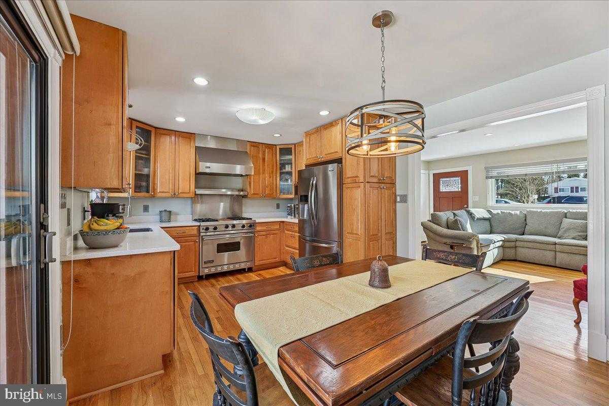 6816 Mayo CT photo 26