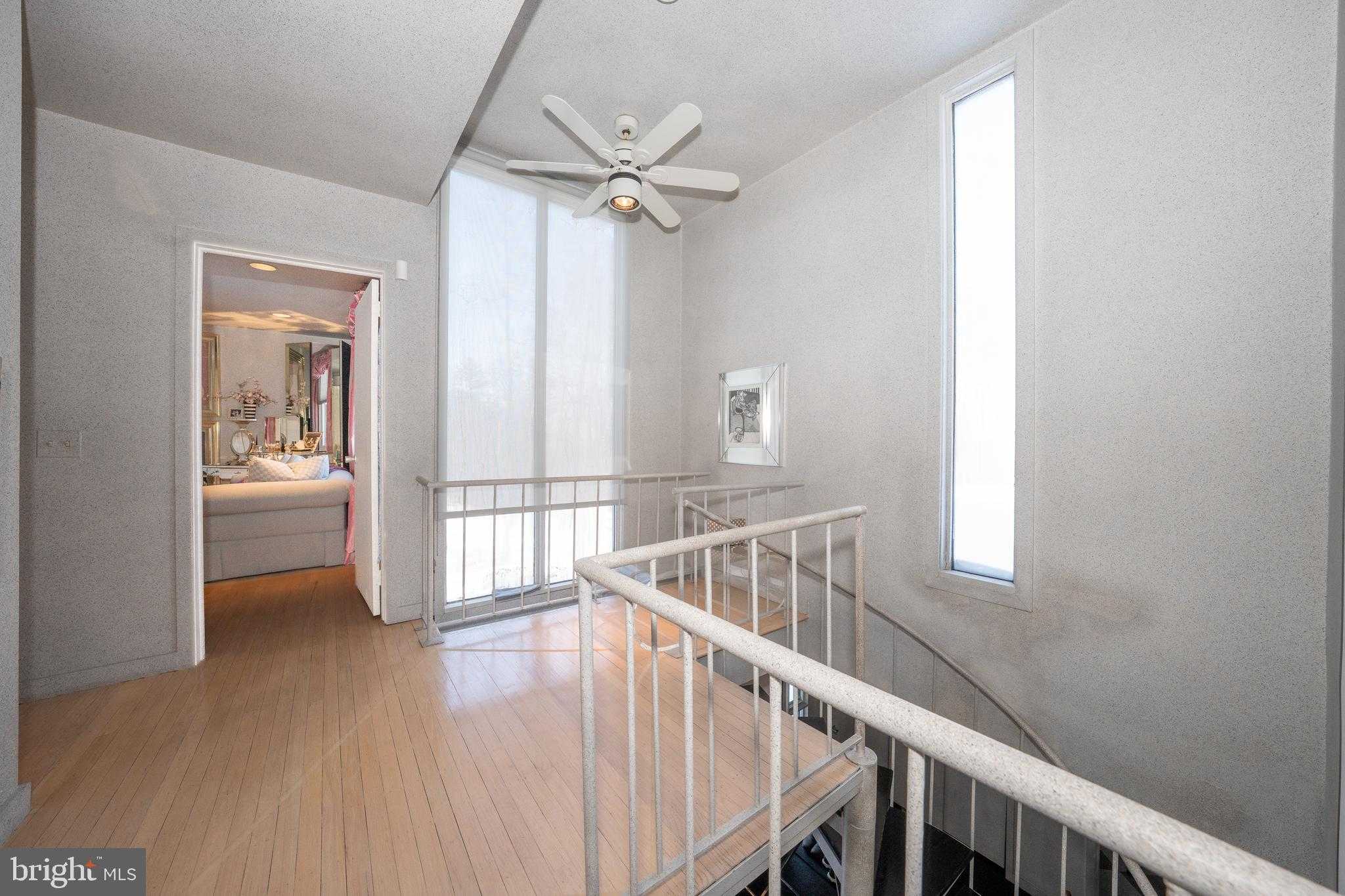 1335 Valley Rd photo 16