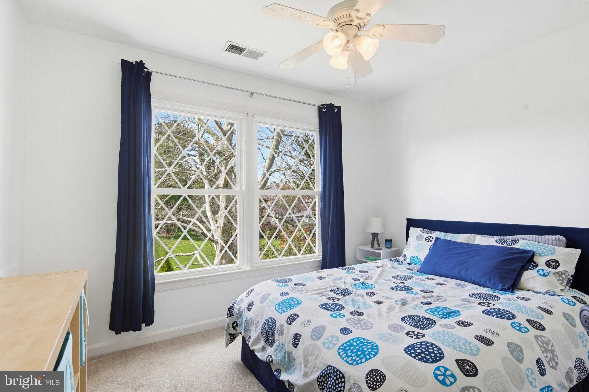 18906 Lindenhouse Rd photo 26