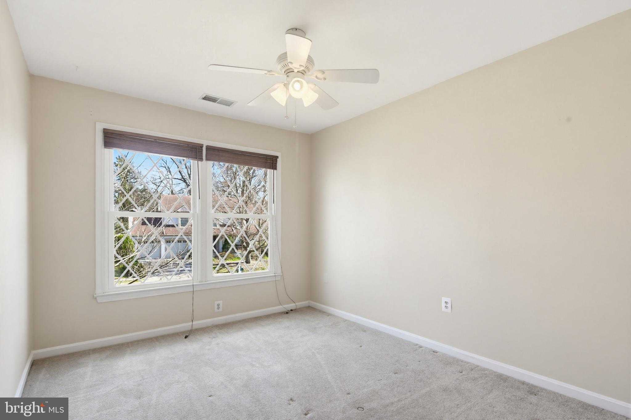 18906 Lindenhouse Rd photo 28