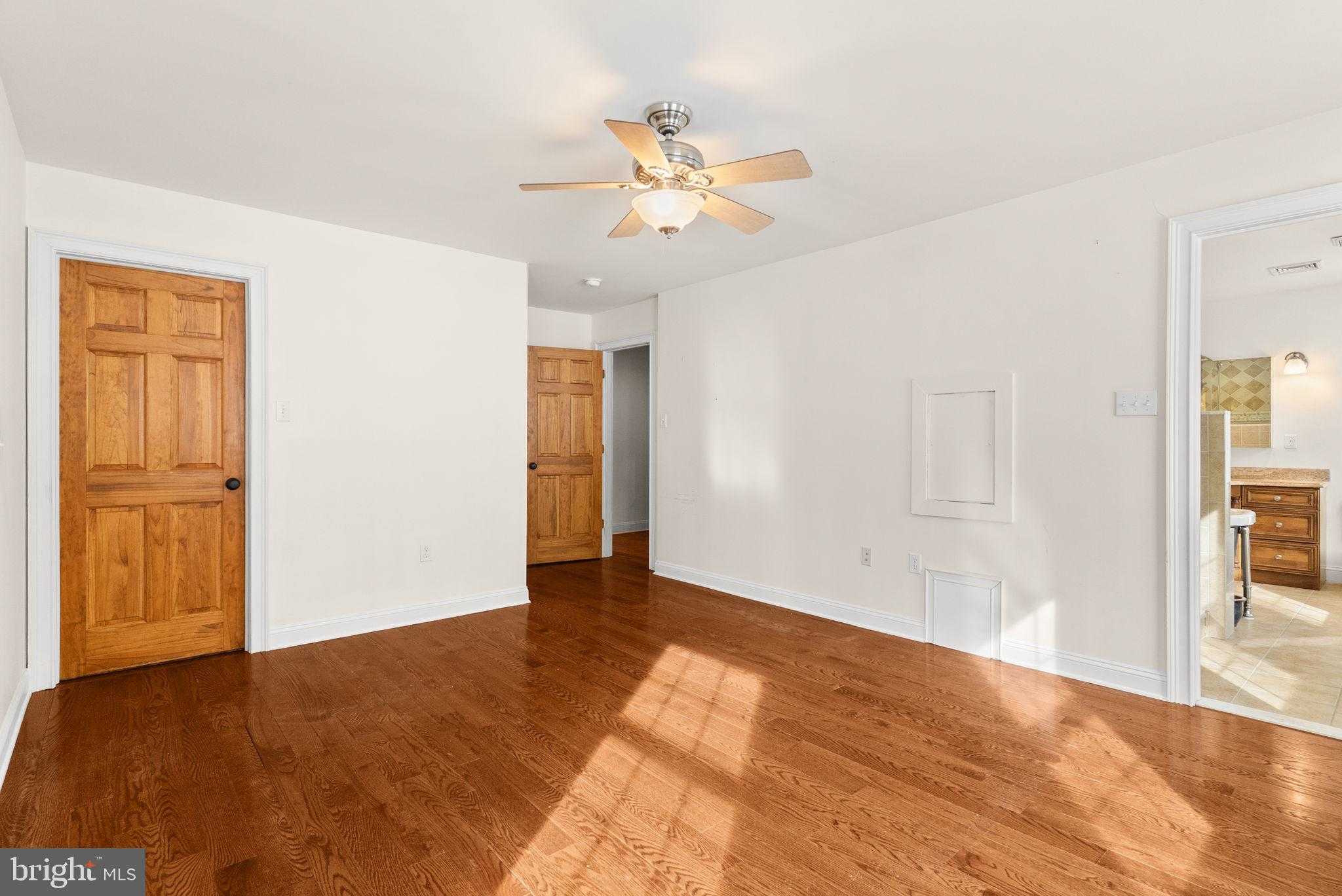 7044 Ely Rd photo 40