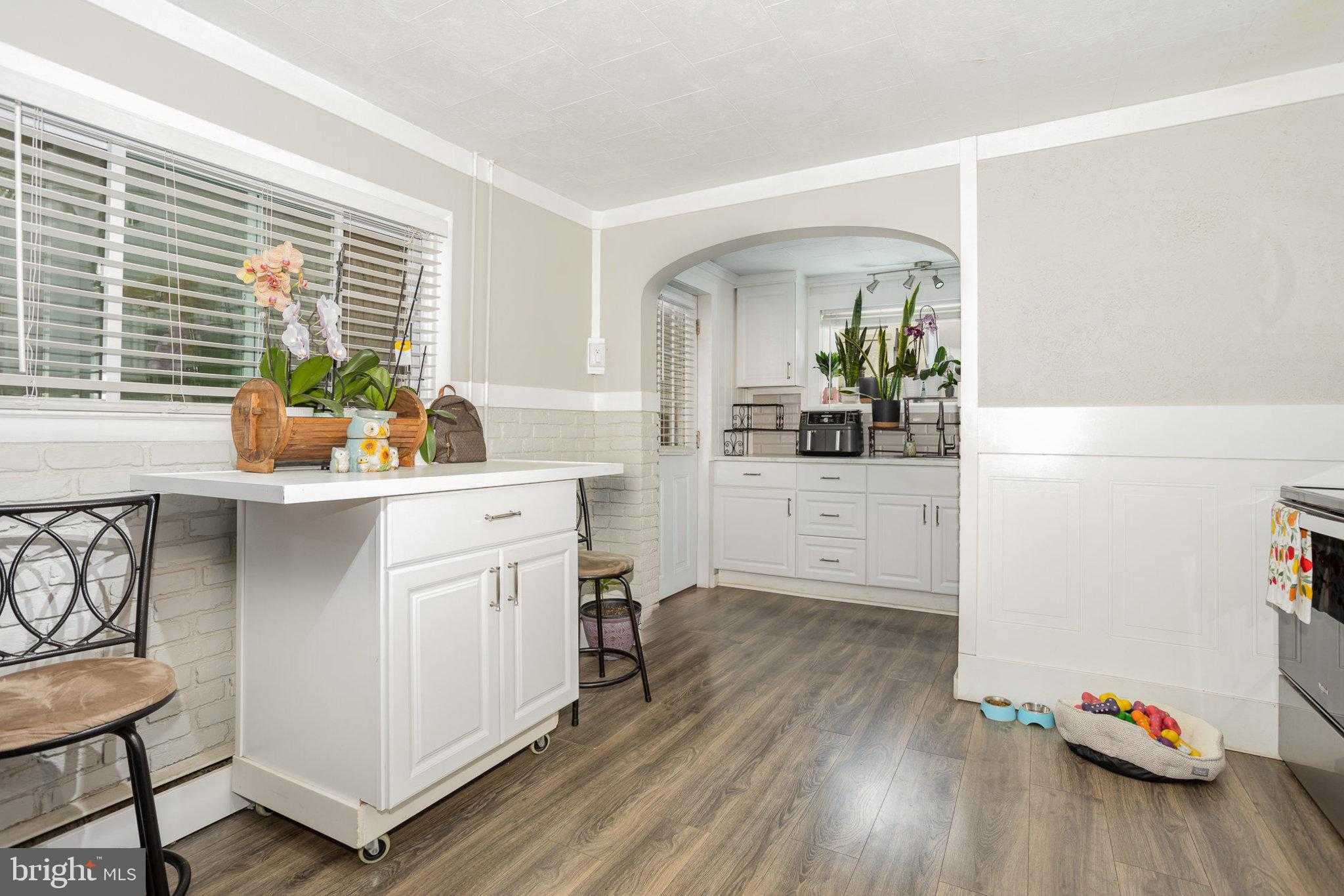 519 N 2nd St photo 8