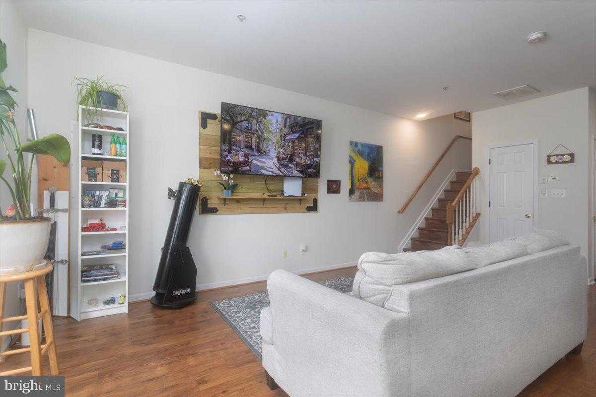 1204 Blue Heron Dr photo 9