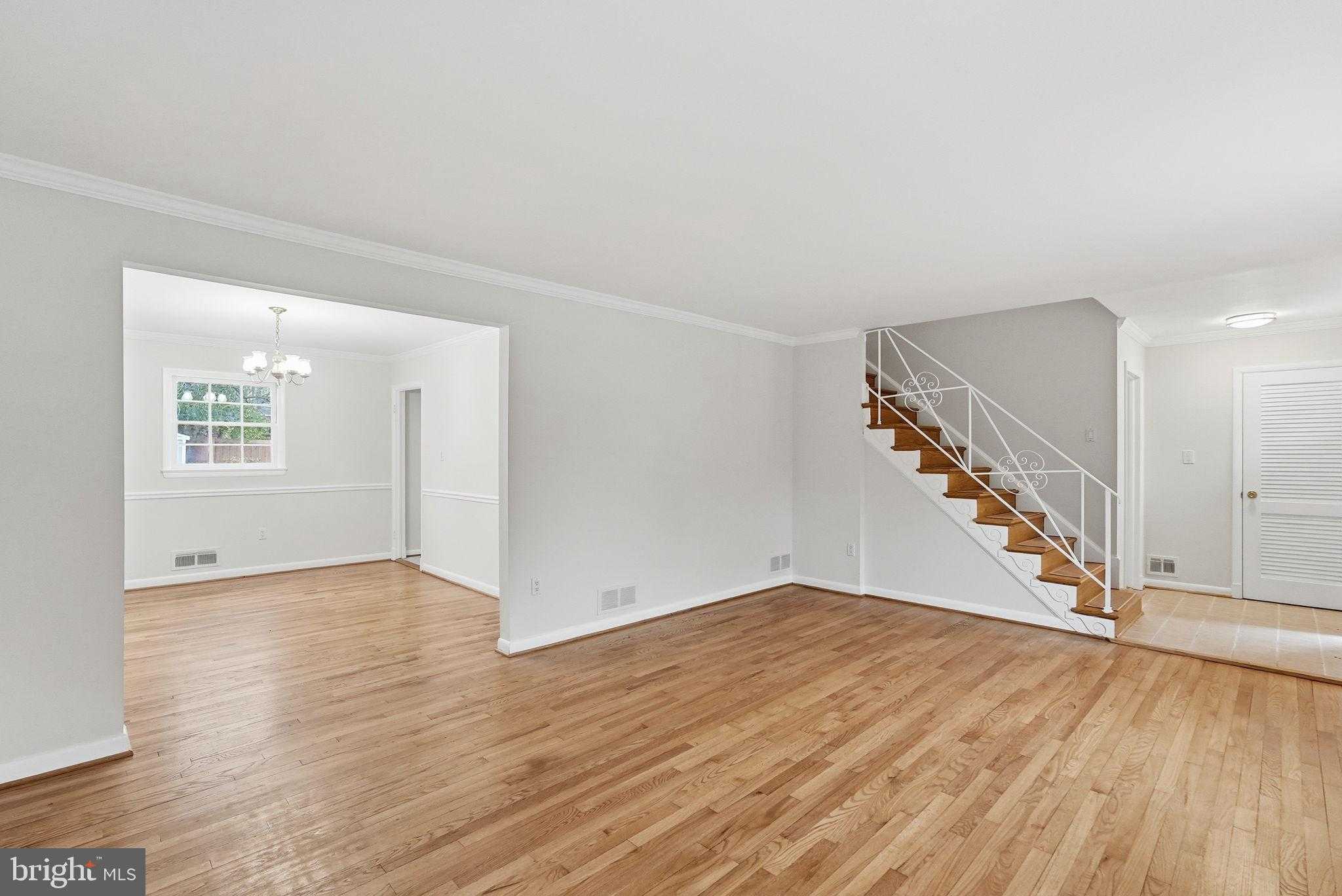 9901 Fernwood Rd photo 6