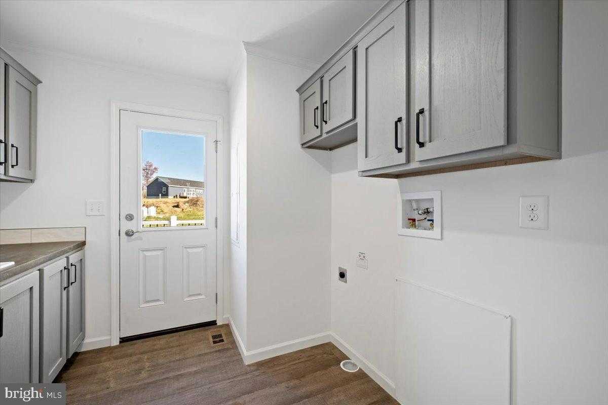 1412 Heytesbury Rd photo 29