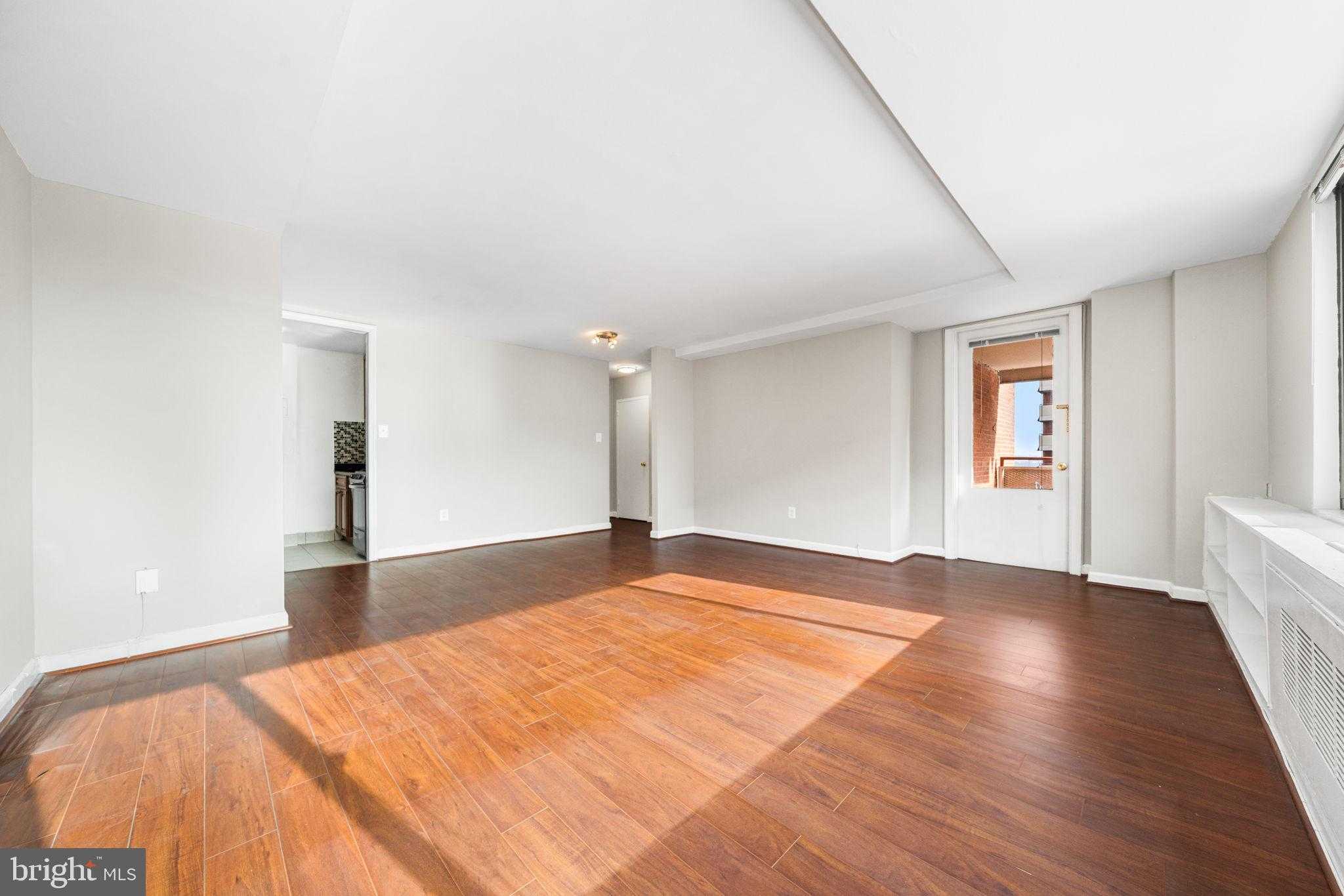 1021 Arlington Blvd Apt 842 photo 10