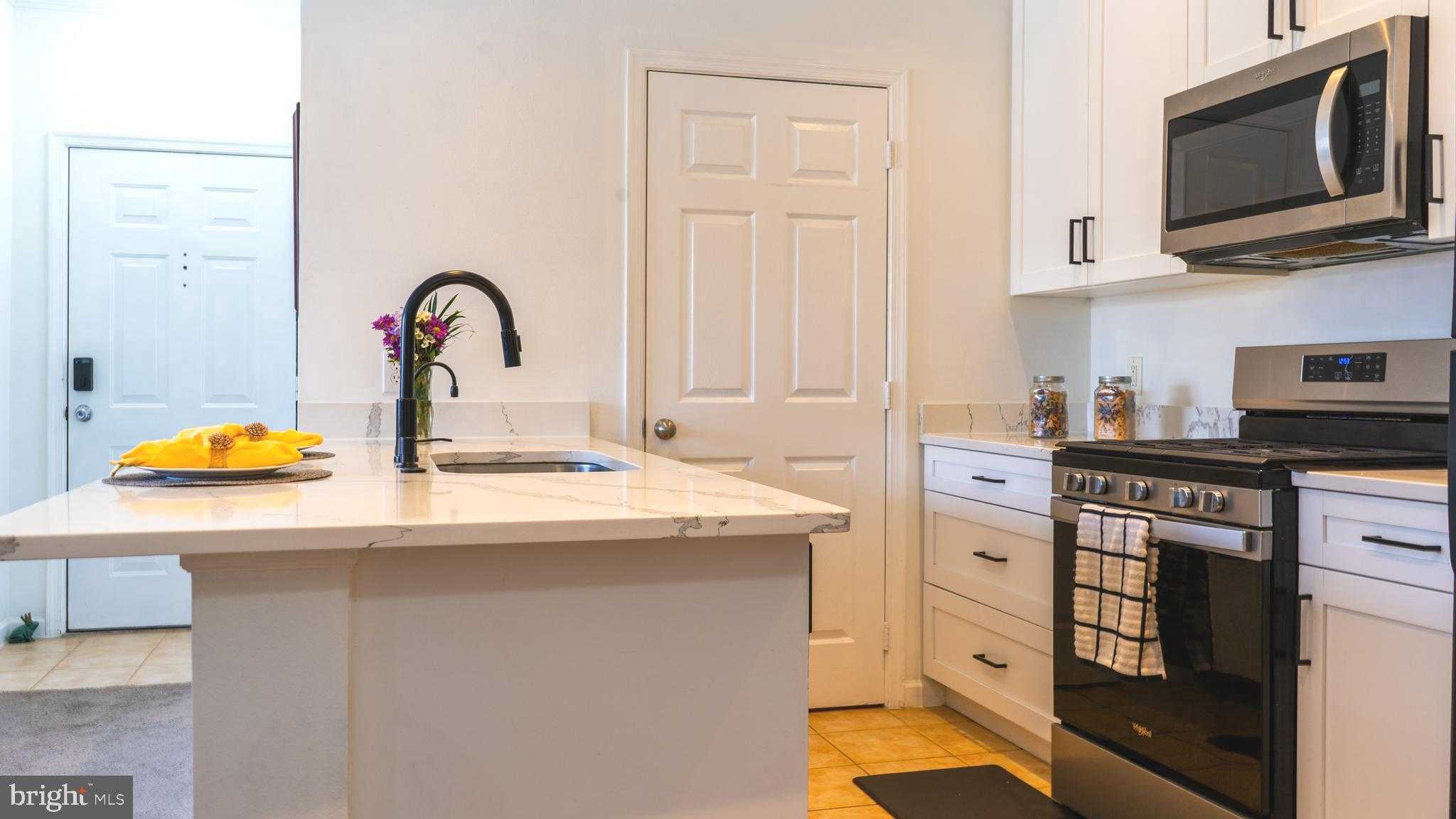 19623 Galway Bay Cir Apt 202 photo 10