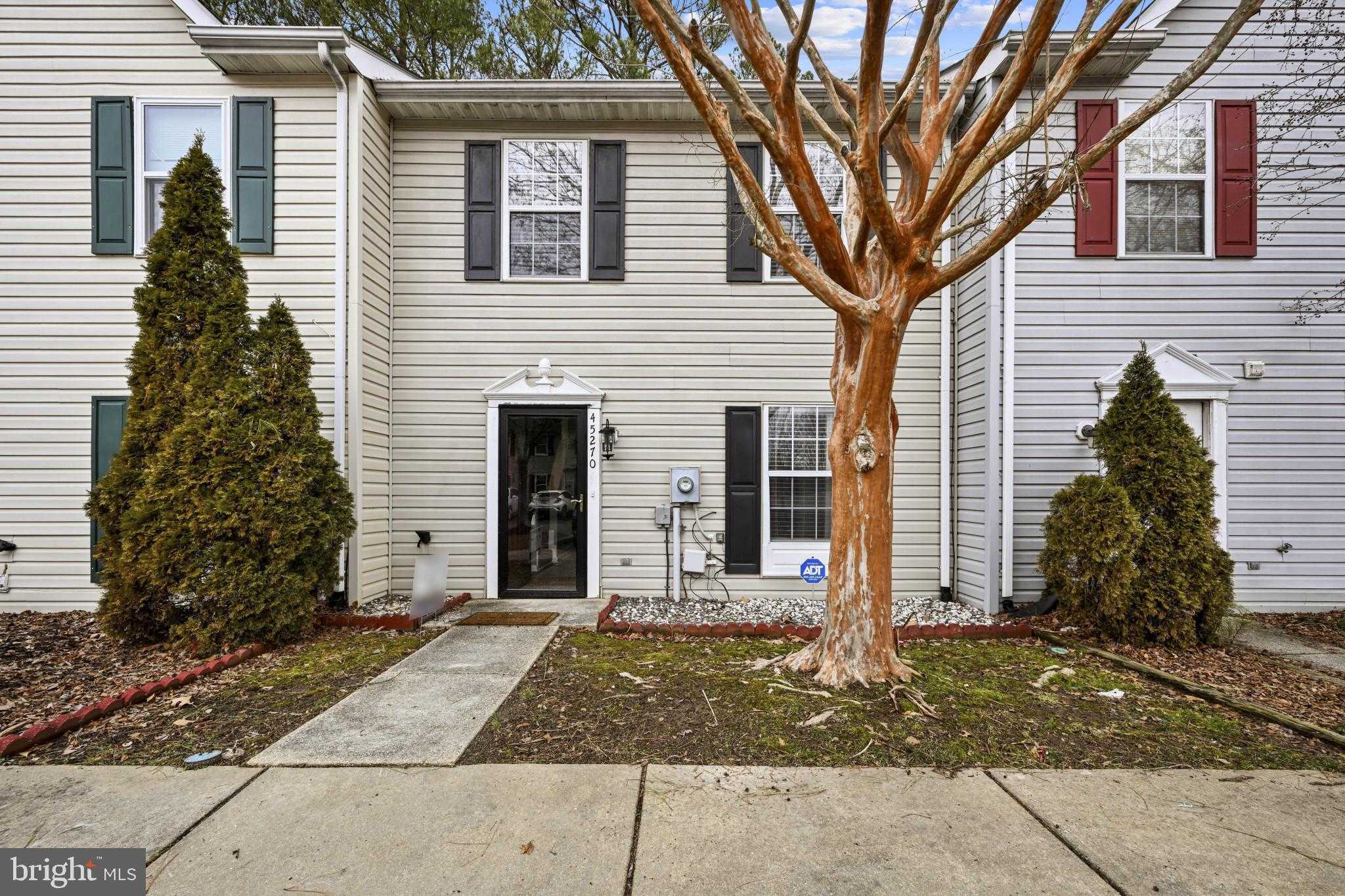 45270 Woodstown Way, California