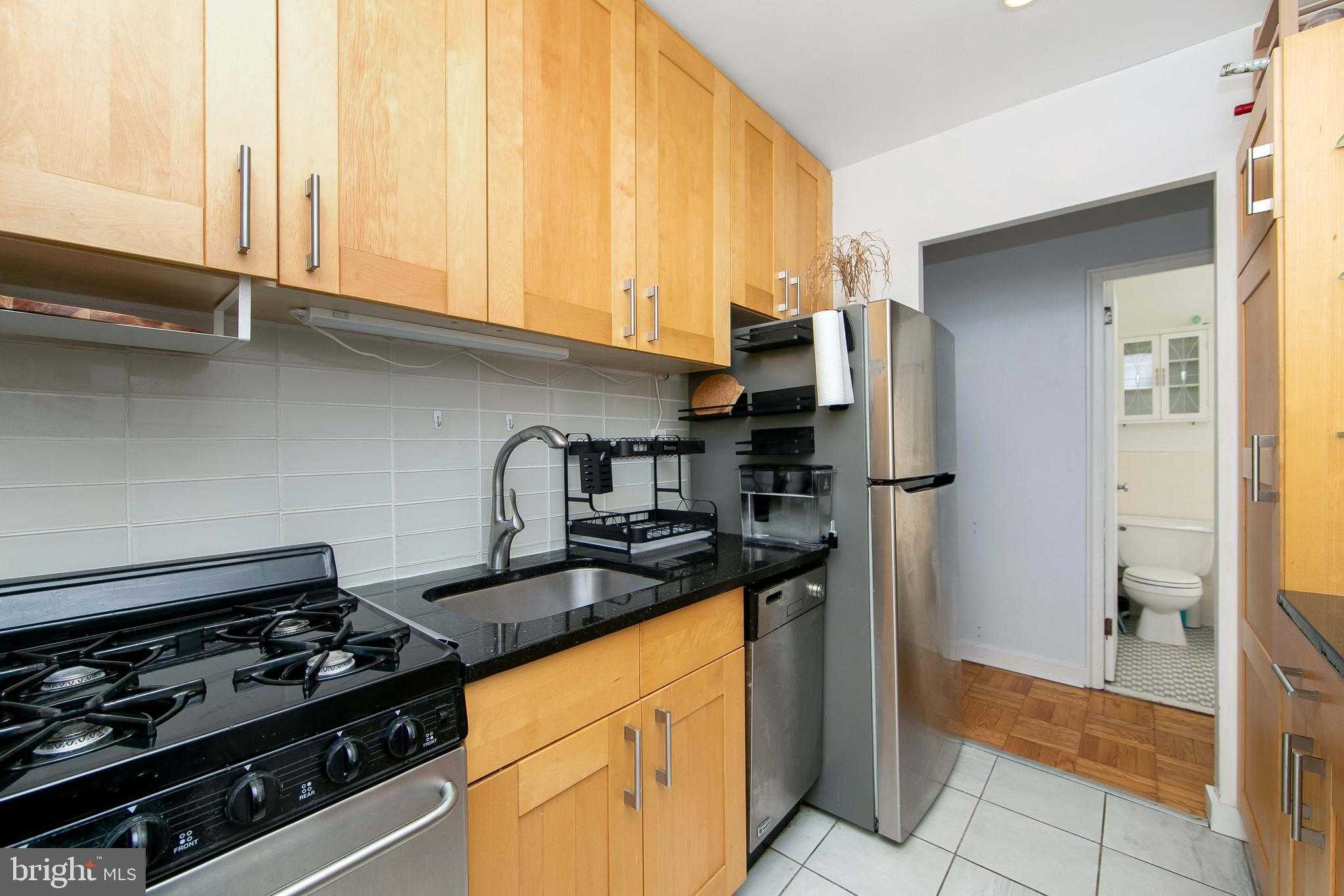 2601 Pennsylvania Ave Apt 849 photo 4