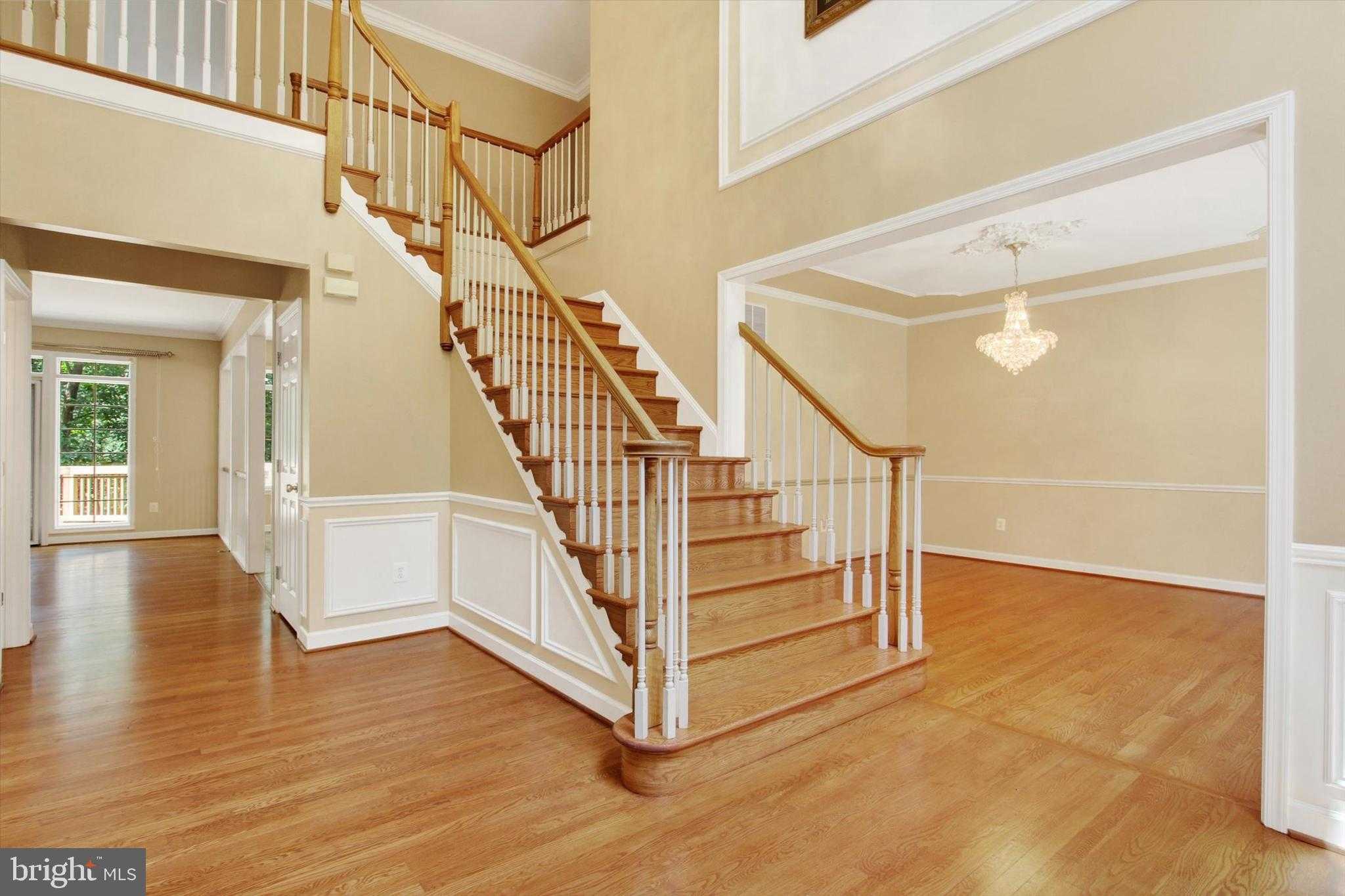 3088 Fenwick Dr photo 4