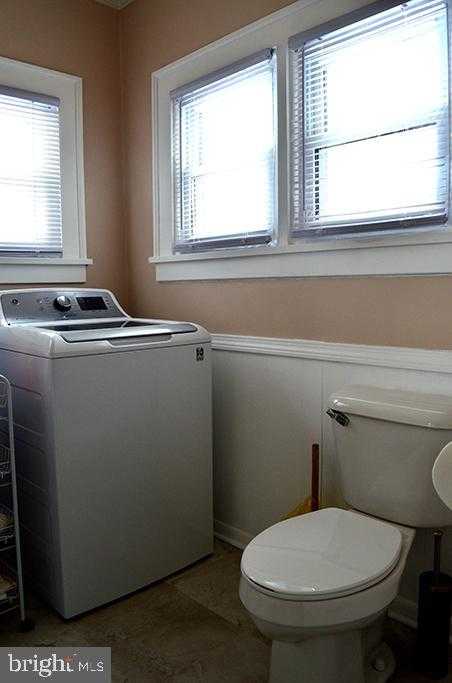 140 Case Ave photo 19