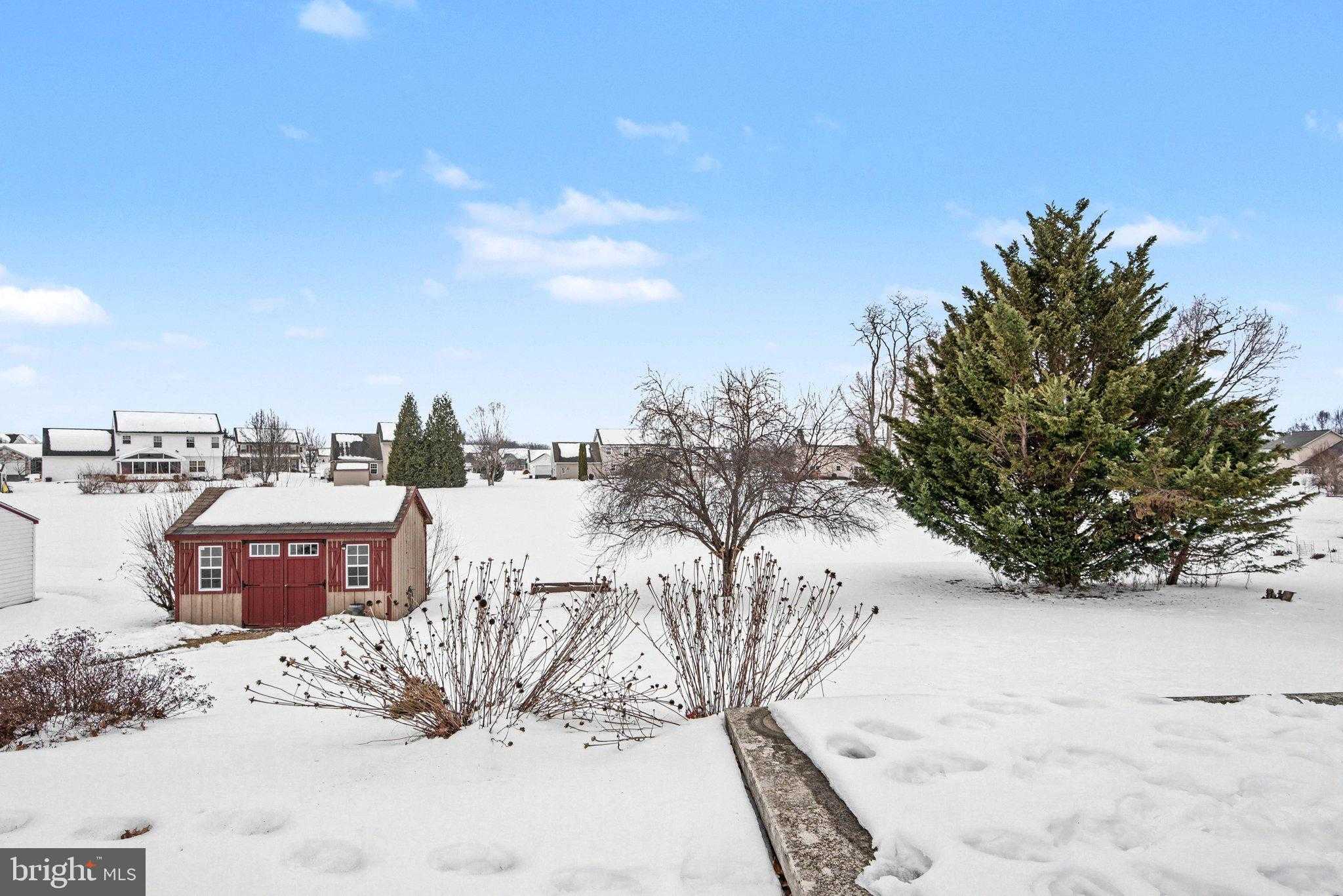 127 Coventry Dr photo 35