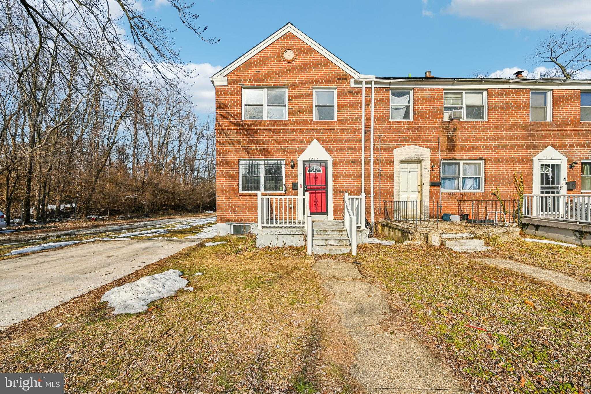 1215 Cooks Ln photo 5