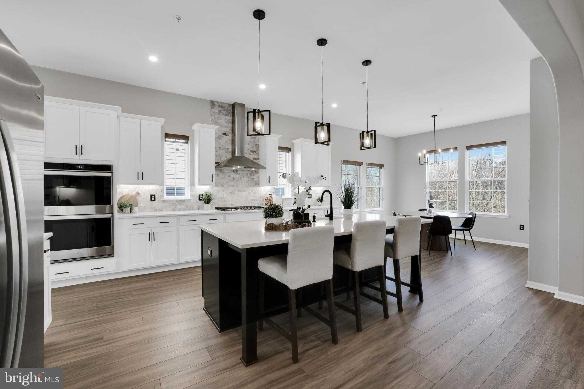 5719 Hawk Ridge Rd photo 4